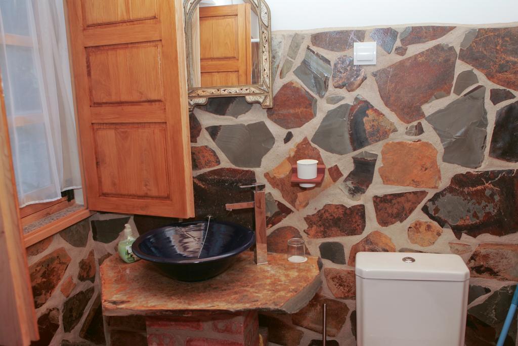 Horta Do Ze Miguel Farm stay Monchique