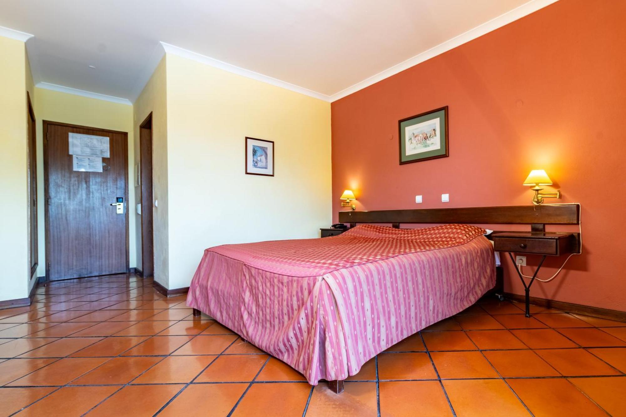 Colina Dos Mouros Silves