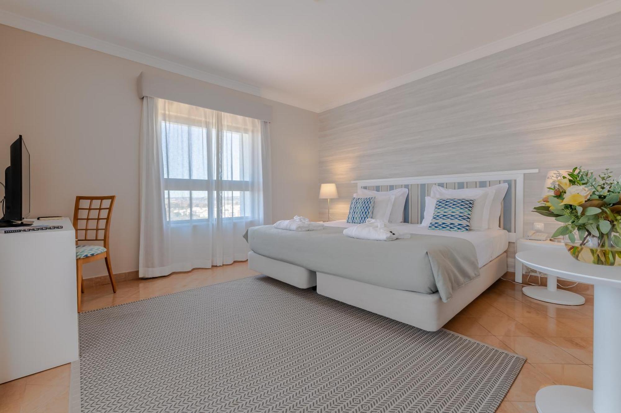 Pestana Park Aparthotel Alvor