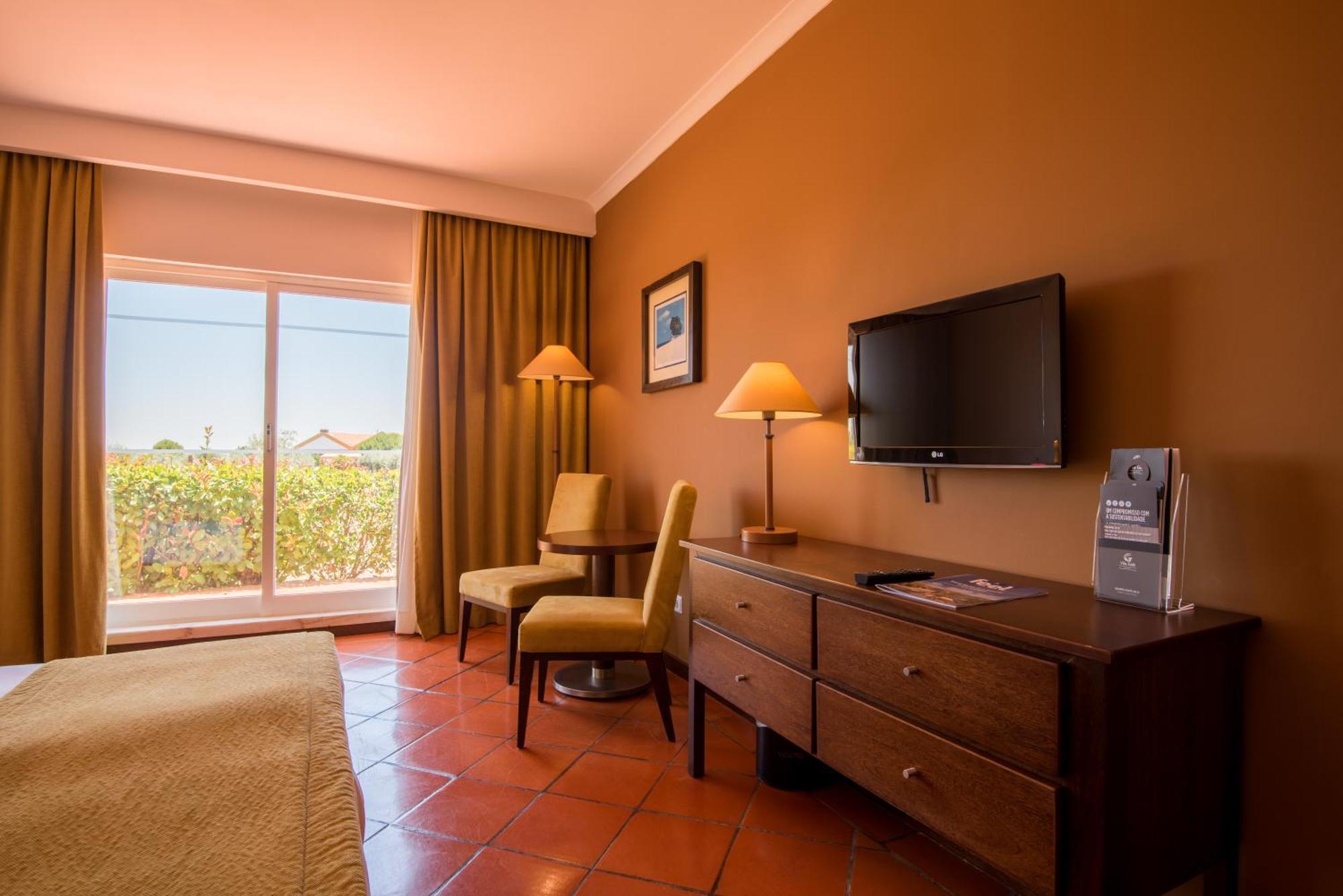 Gale Alentejo Vineyard - Clube De Campo Hotel Albernoa
