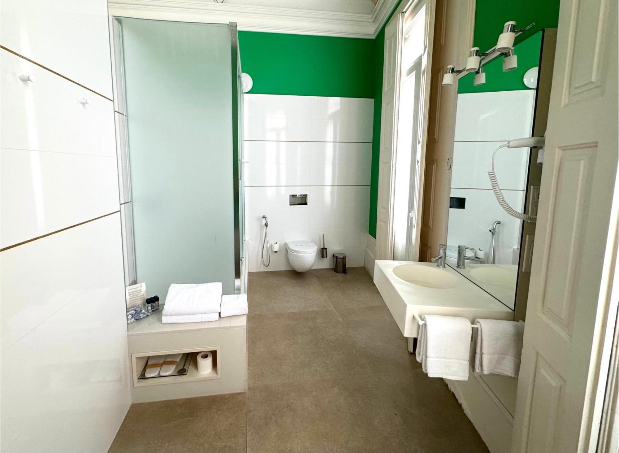 Emaj Boutique Guimaraes