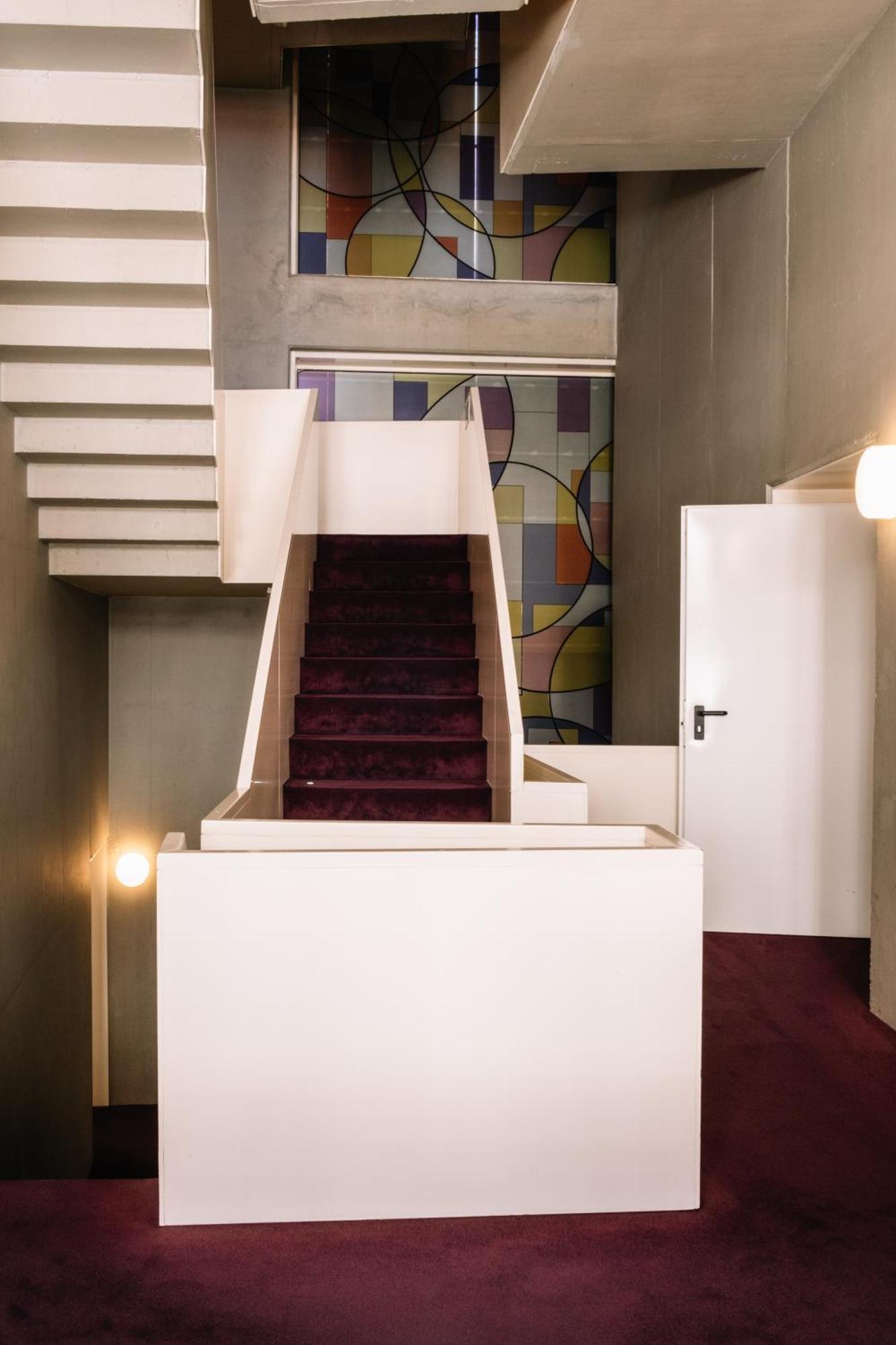 Emaj Boutique Hotel 4*