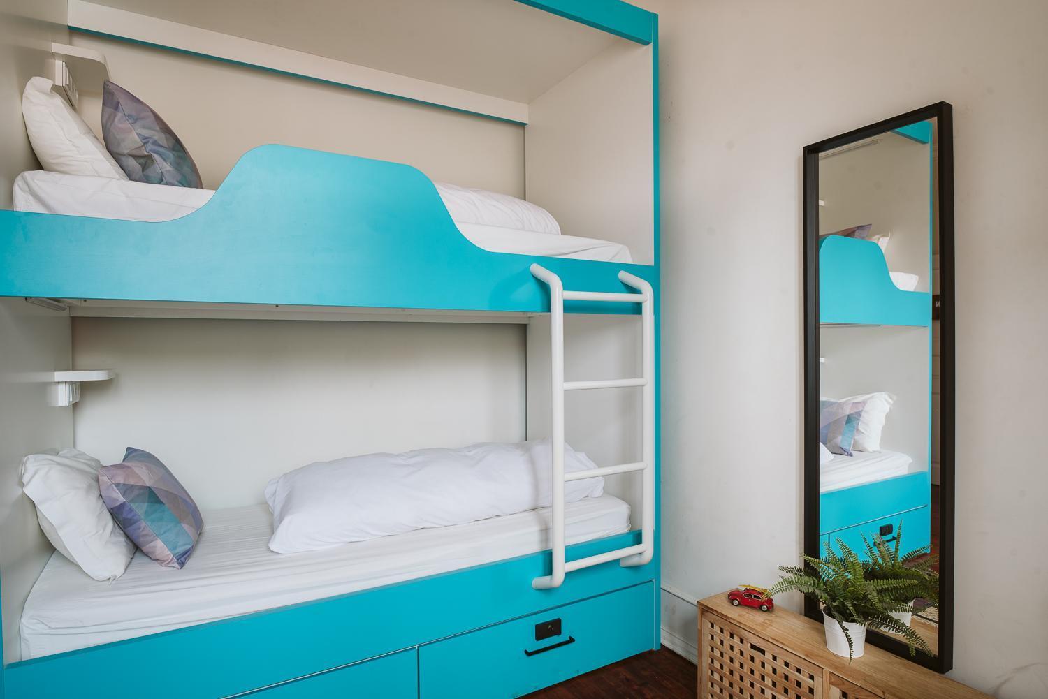 Hostel The Salty Pelican Beach Retreat *