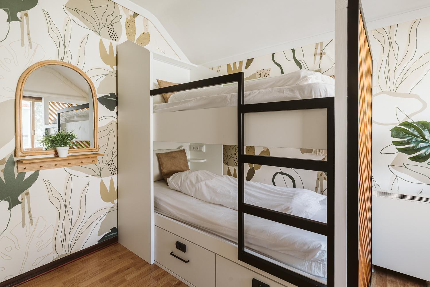 The Salty Pelican Beach Retreat Estoril