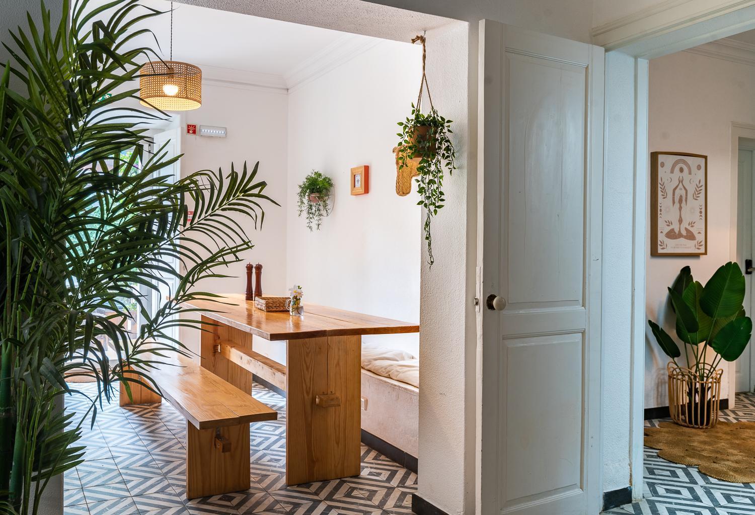 The Salty Pelican Beach Retreat Estoril