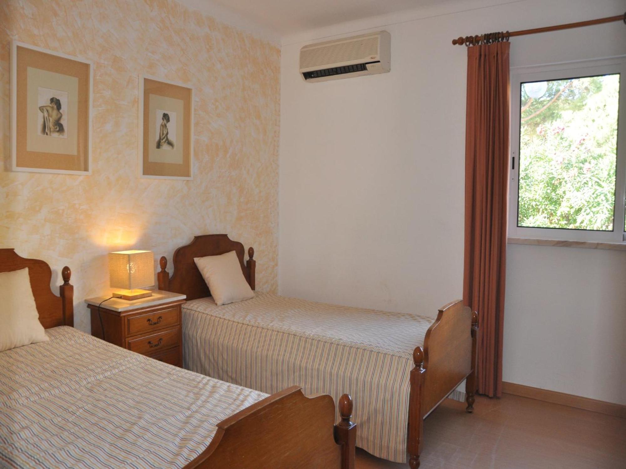 Horacio Is Located Near The Center Of Villa Vilamoura