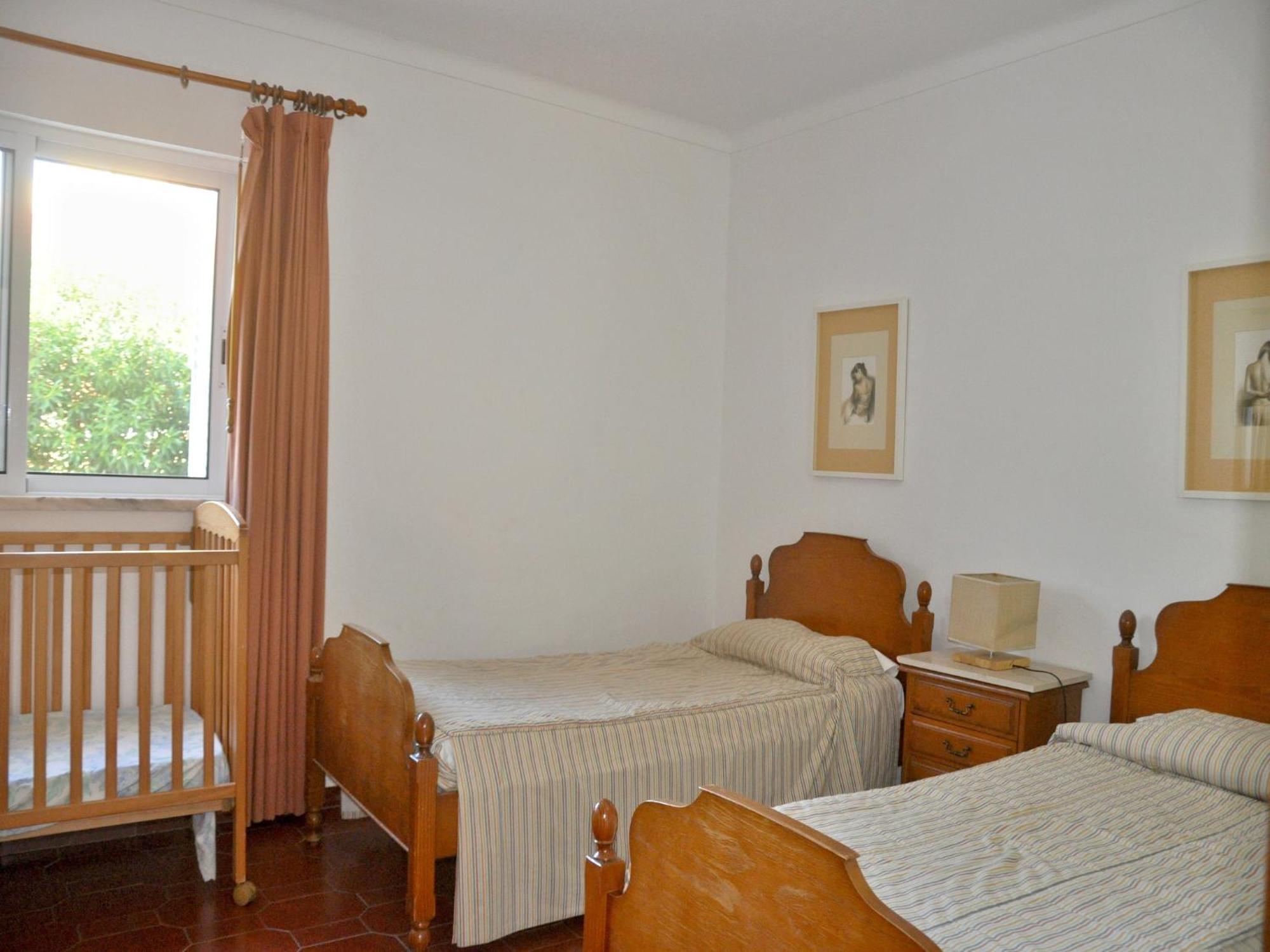 Horacio Is Located Near The Center Of Villa Vilamoura