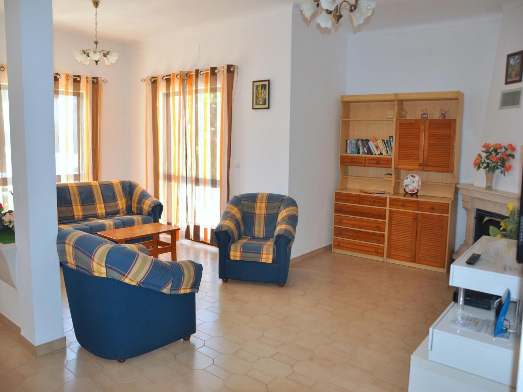 Spacious In The Typical Portuguese Style With Private Swimming Pool Near Holiday home *