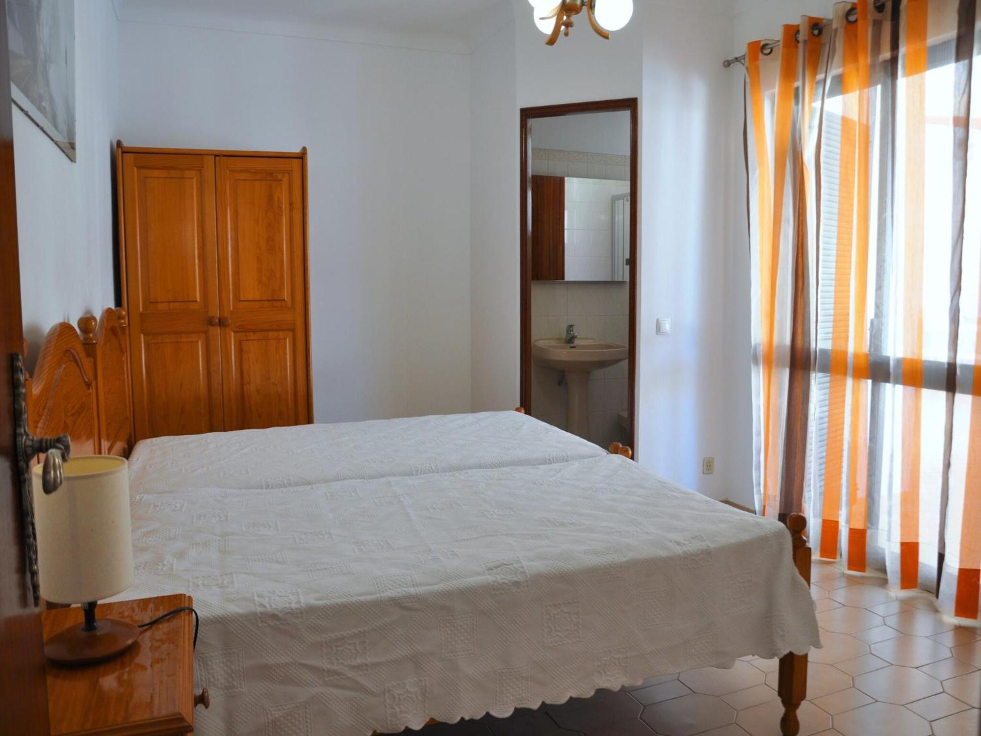 Spacious In The Typical Portuguese Style With Private Swimming Pool Near Holiday home