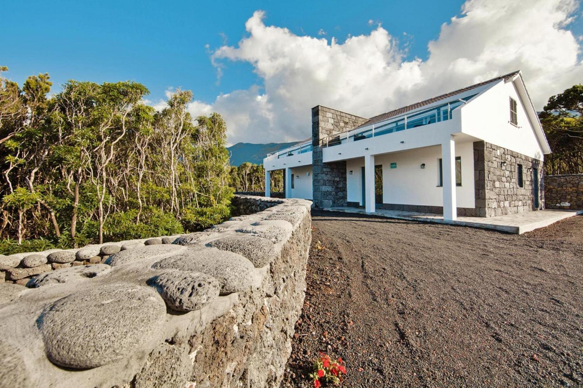 Semi Detached Pra Nha De Baixo Pico Azores Holiday home