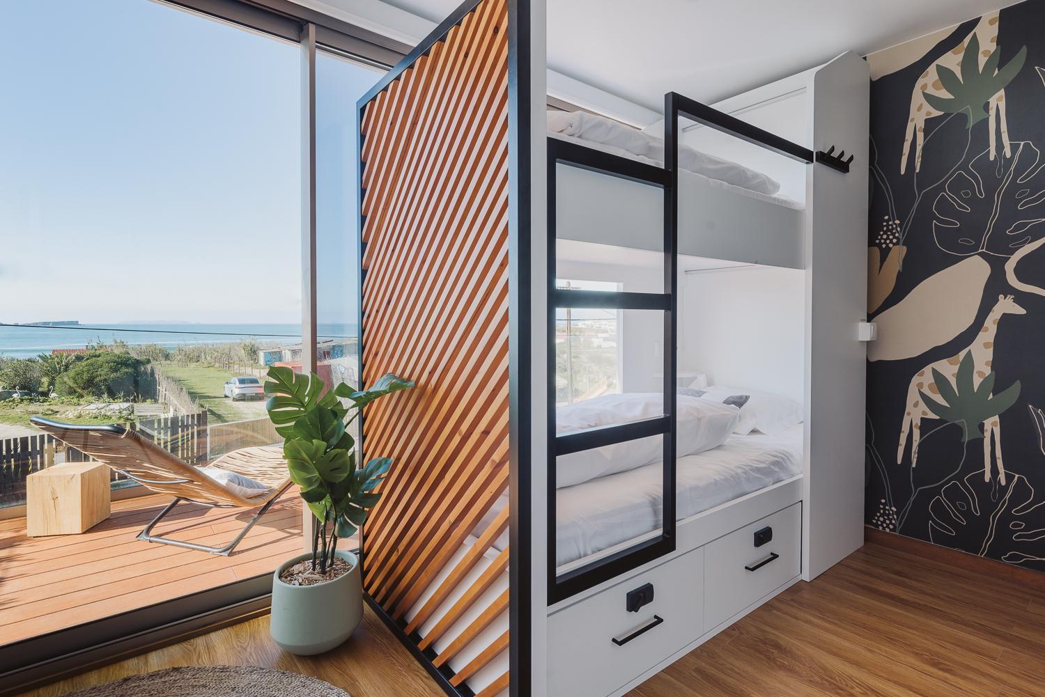 Hotel The Salty Pelican Yoga & Surf Retreat