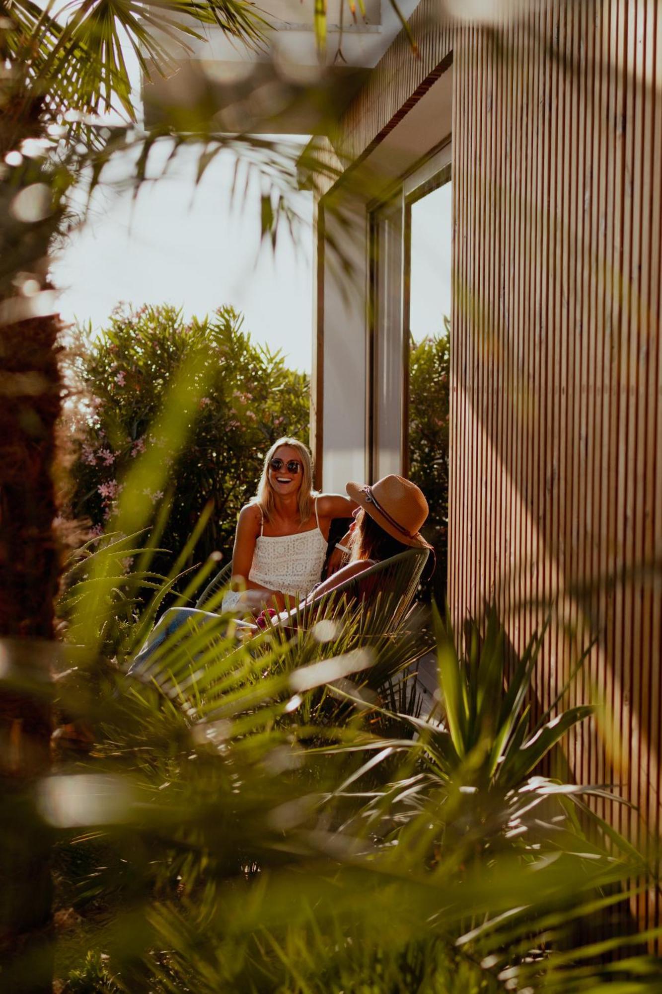 Hotel The Salty Pelican Yoga & Surf Retreat 4*