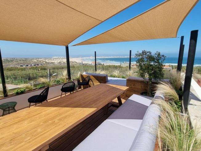 Hotel The Salty Pelican Yoga & Surf Retreat