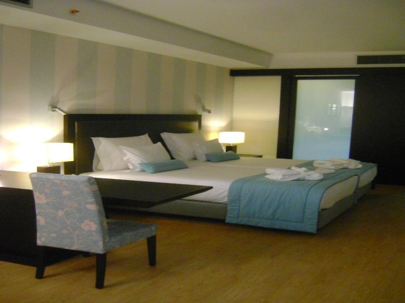 Hotel Angra Marina 5*