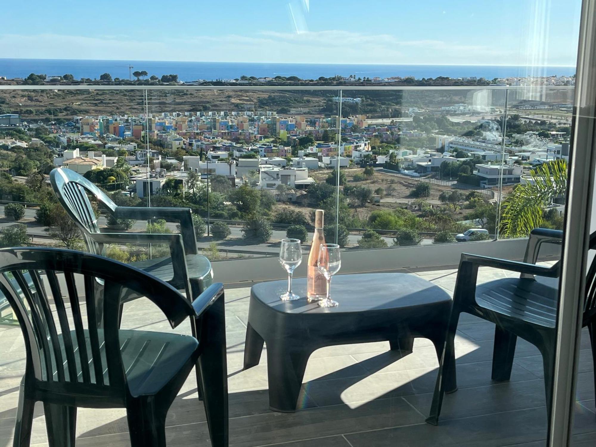 Ocean View By Charmes B Apartamento