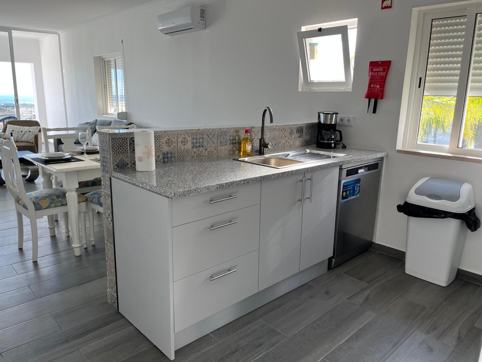 Ocean View By Charmes B Apartamento *