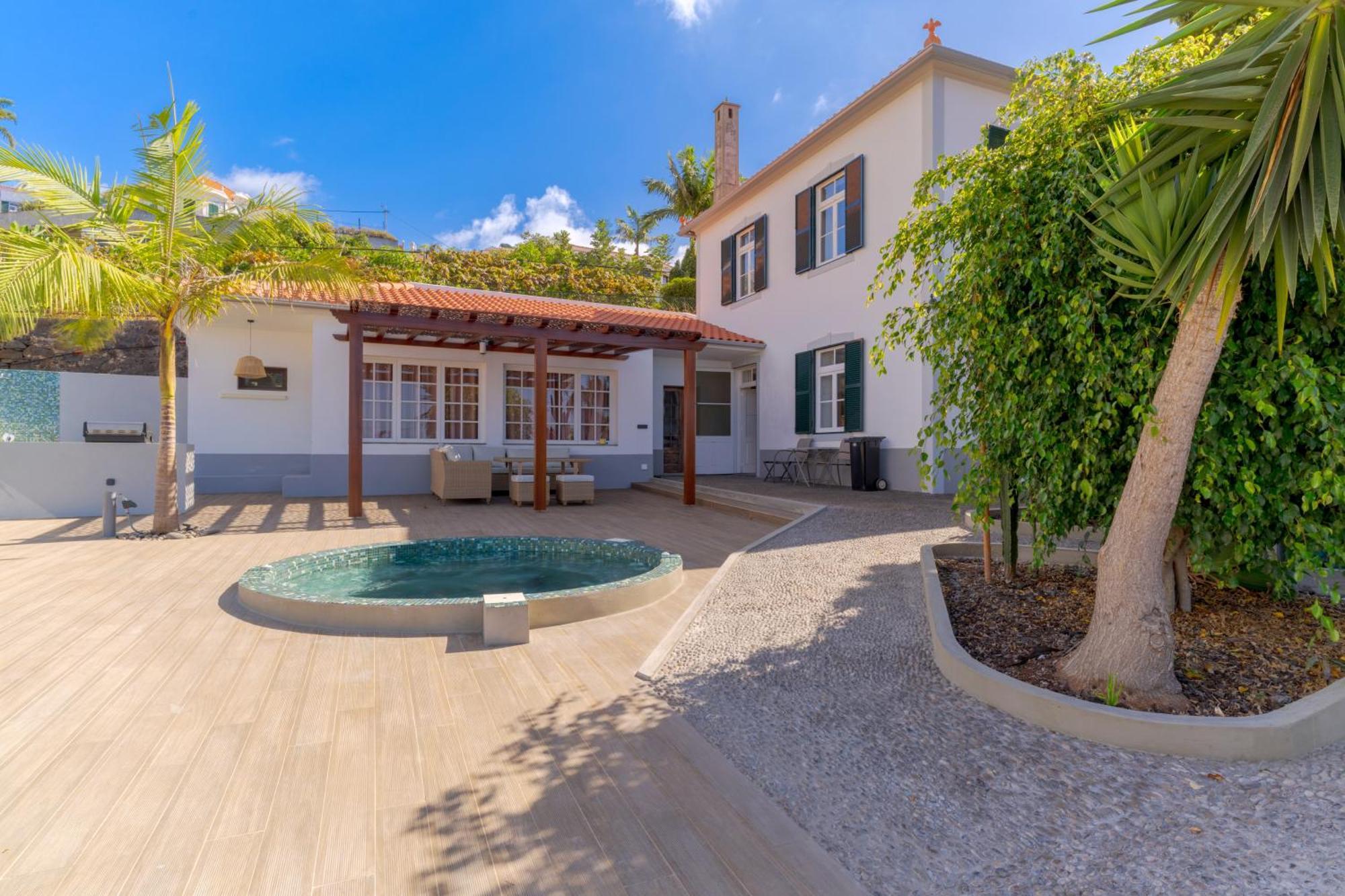 Casa Trollis By Madeira Holiday home *