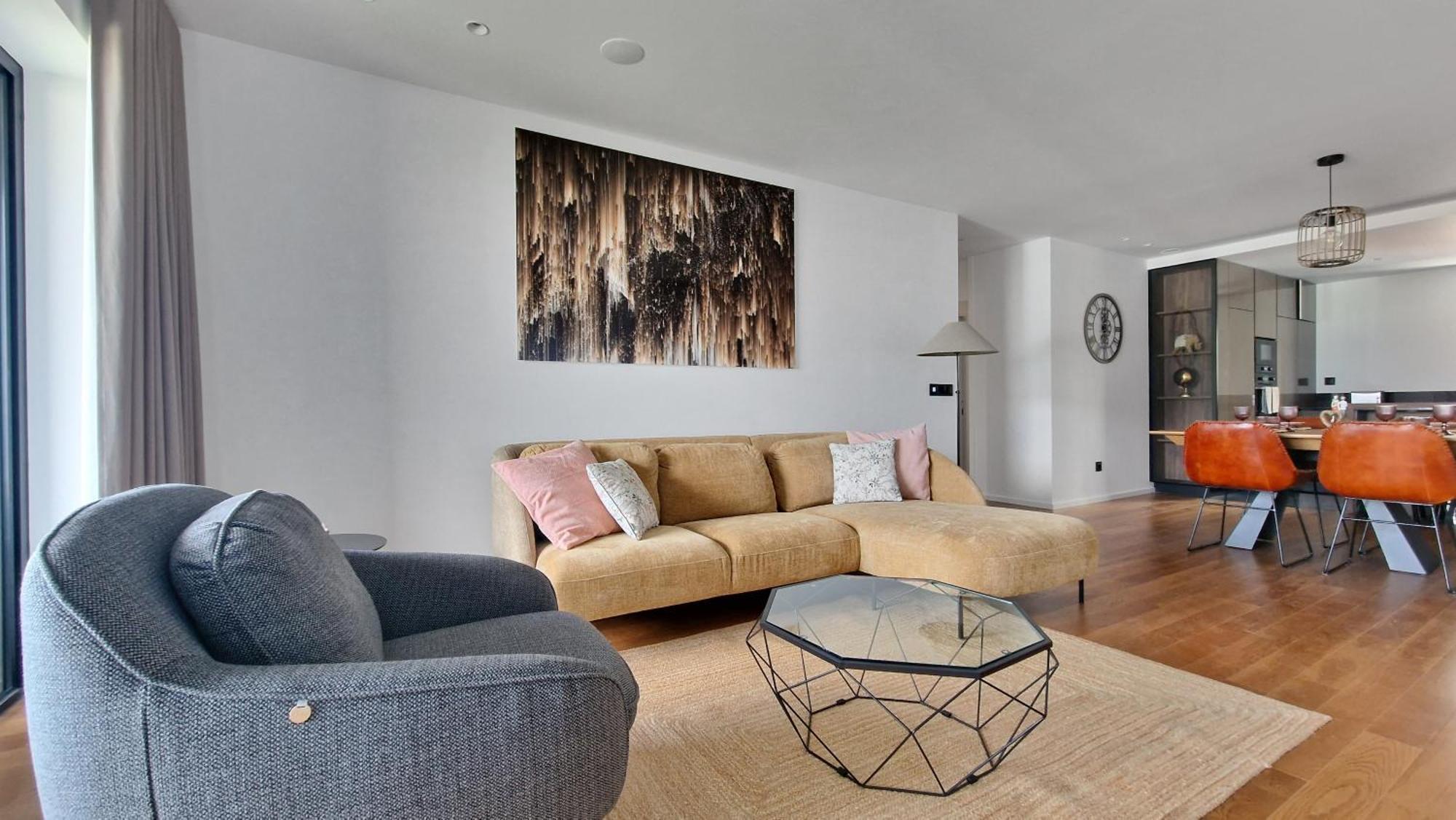 Apartment Lux By Lovelystay *