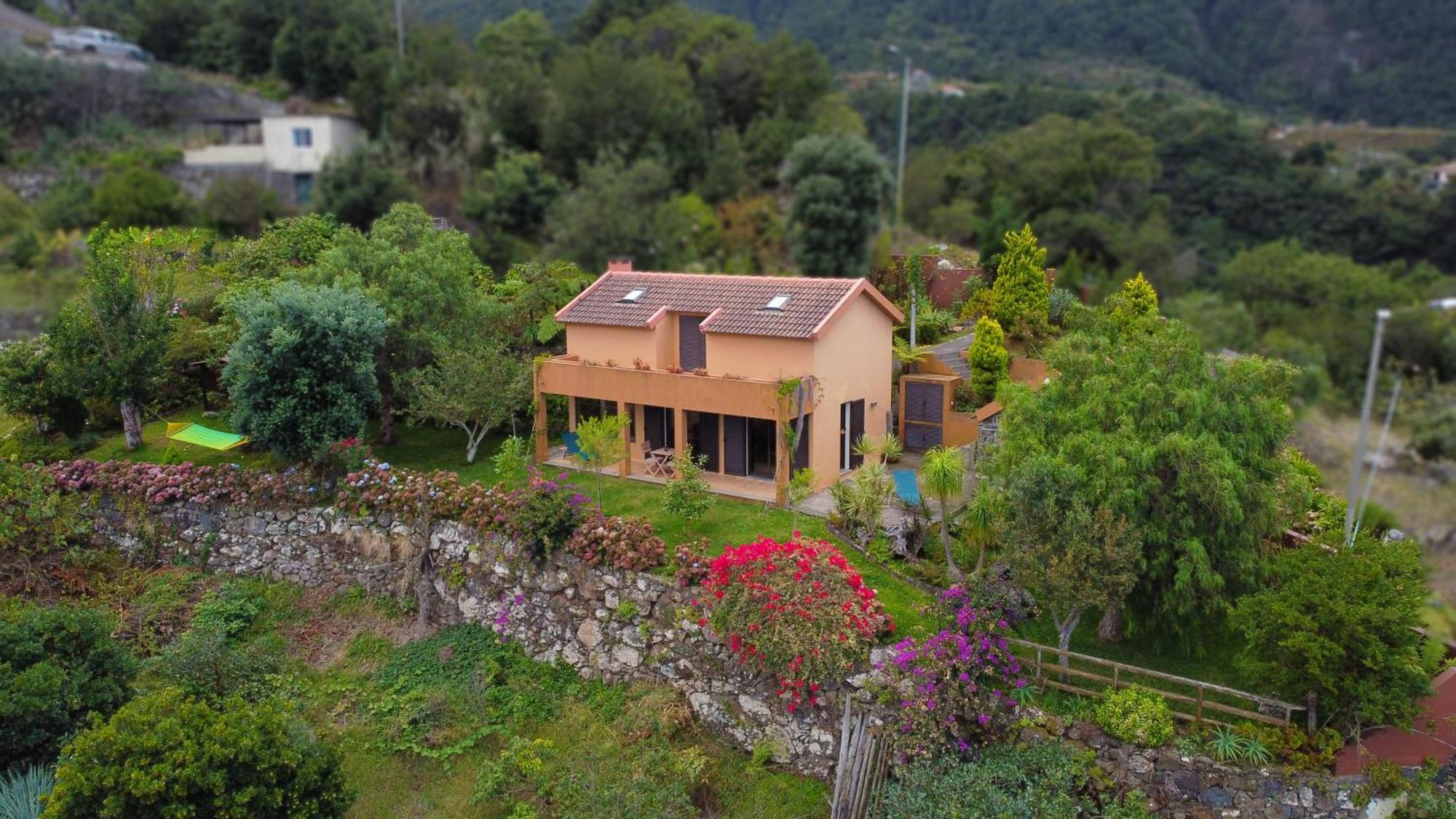 Garden Of Eden By Lovelystay * Ponta Delgada (Madeira)