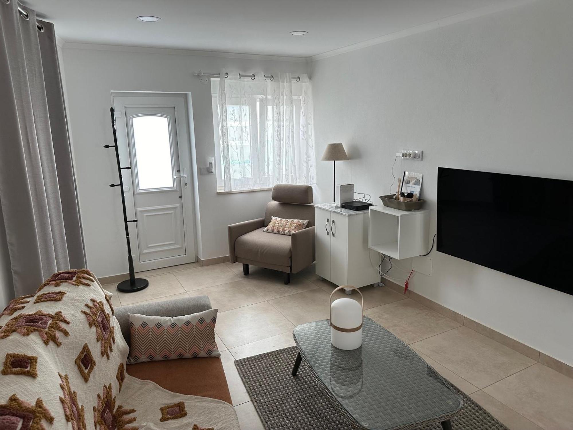 Estrelas - -au Centre -terrasses Vue -choix De 3 Maisons Dans La Meme Rue - A 300 Metres -parking Gratuit-