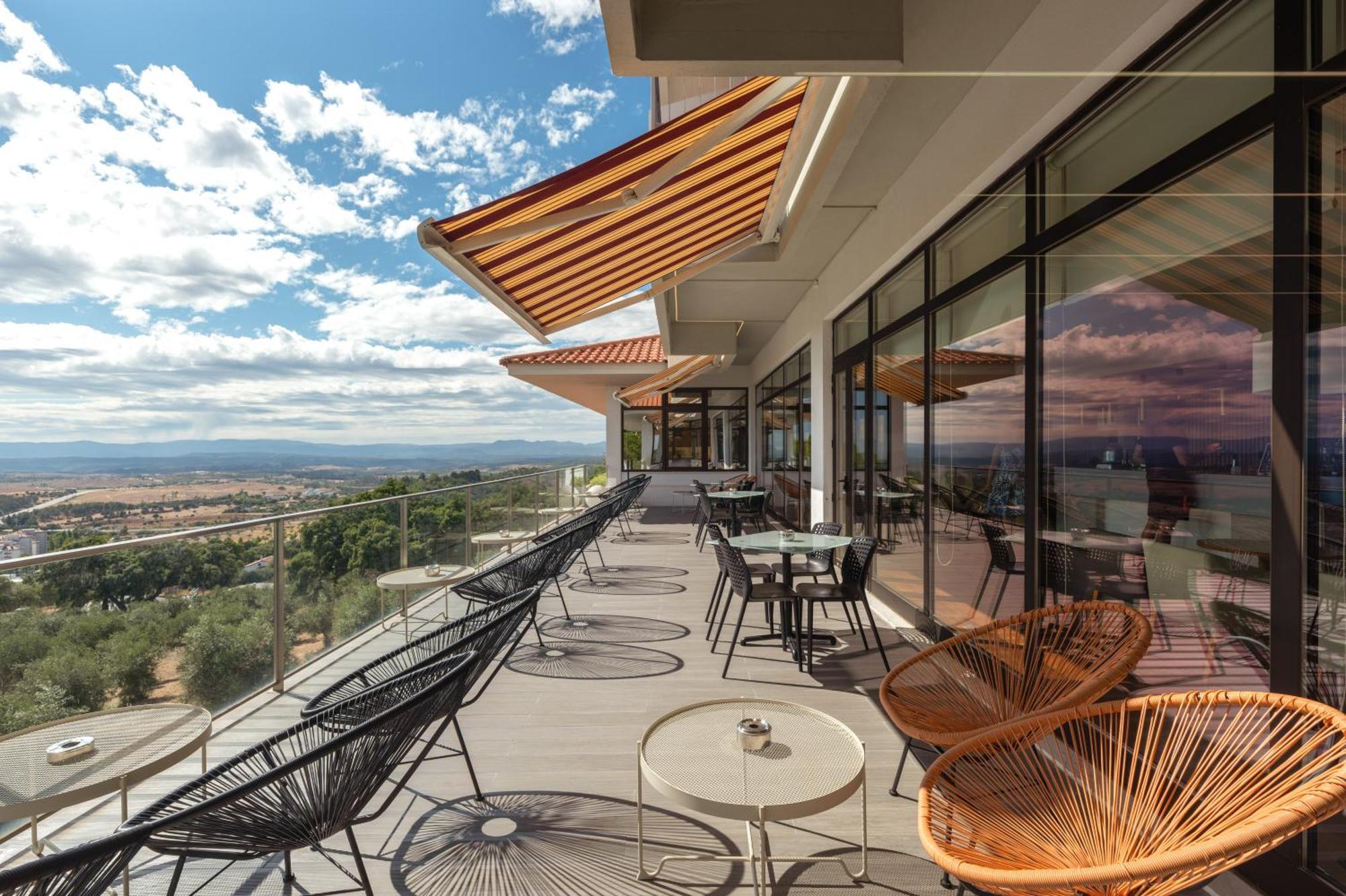 Melia Castelo Branco 4*