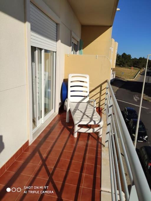 Apartment Sweet Surf,
