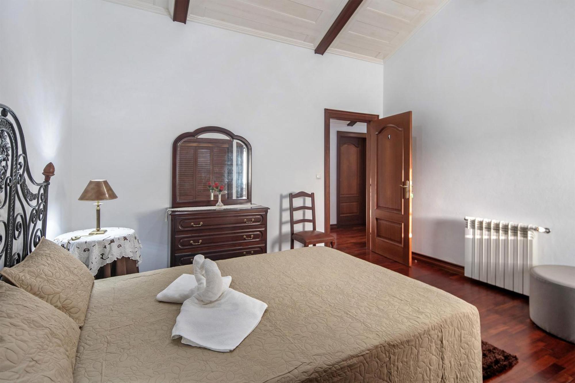Bettencourt 2 Santa Cruz da Graciosa