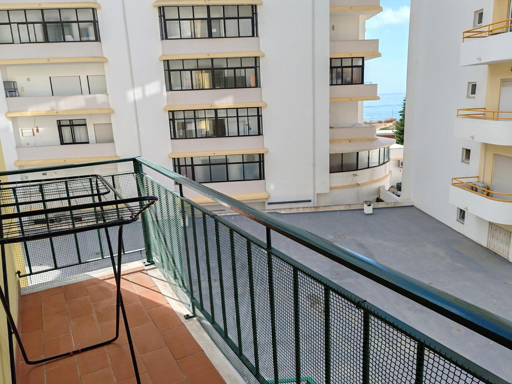 1g Terrace B - Casas & Papeis *
