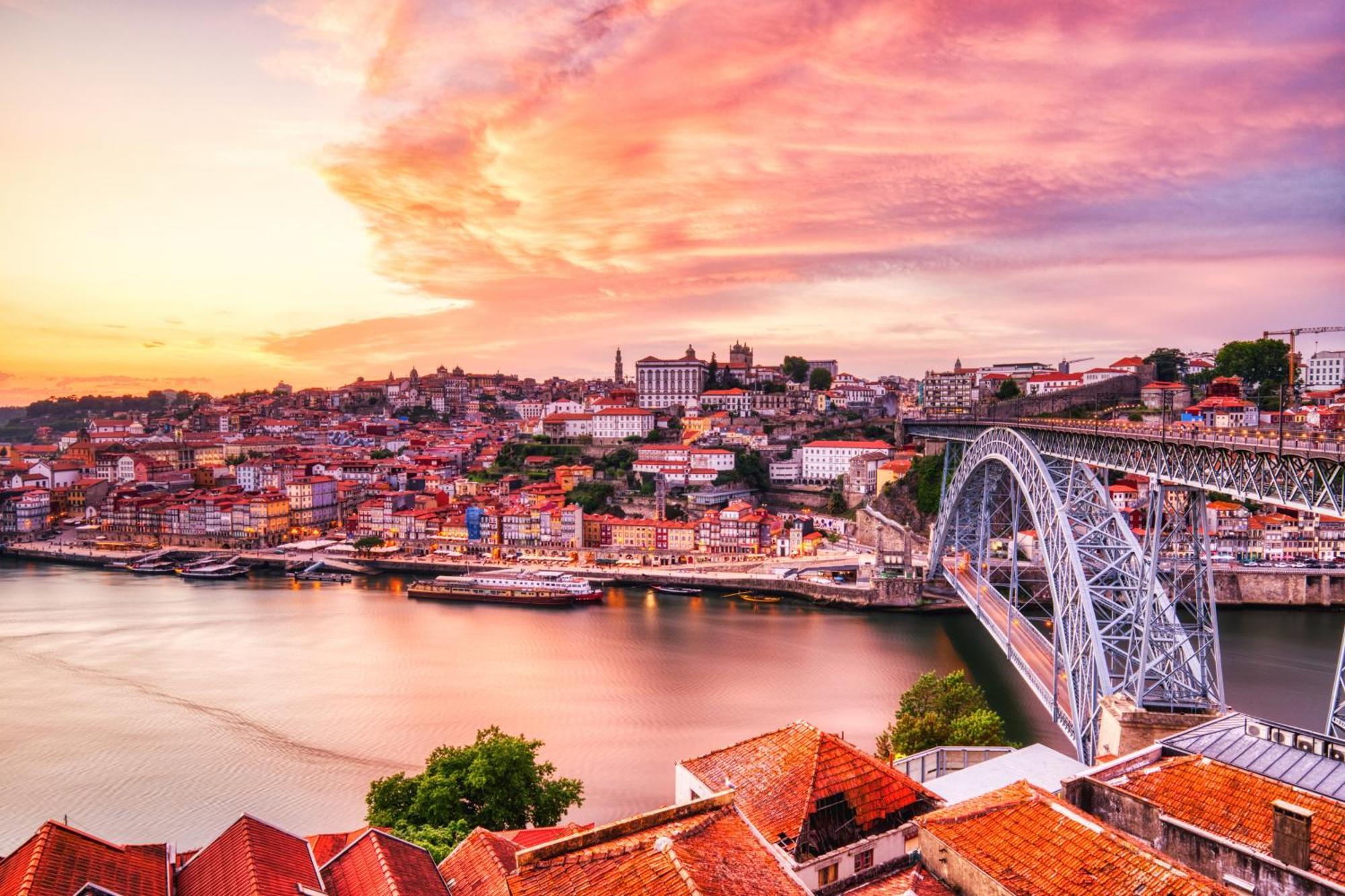 Hotel Tivoli Kopke Porto Gaia 5*