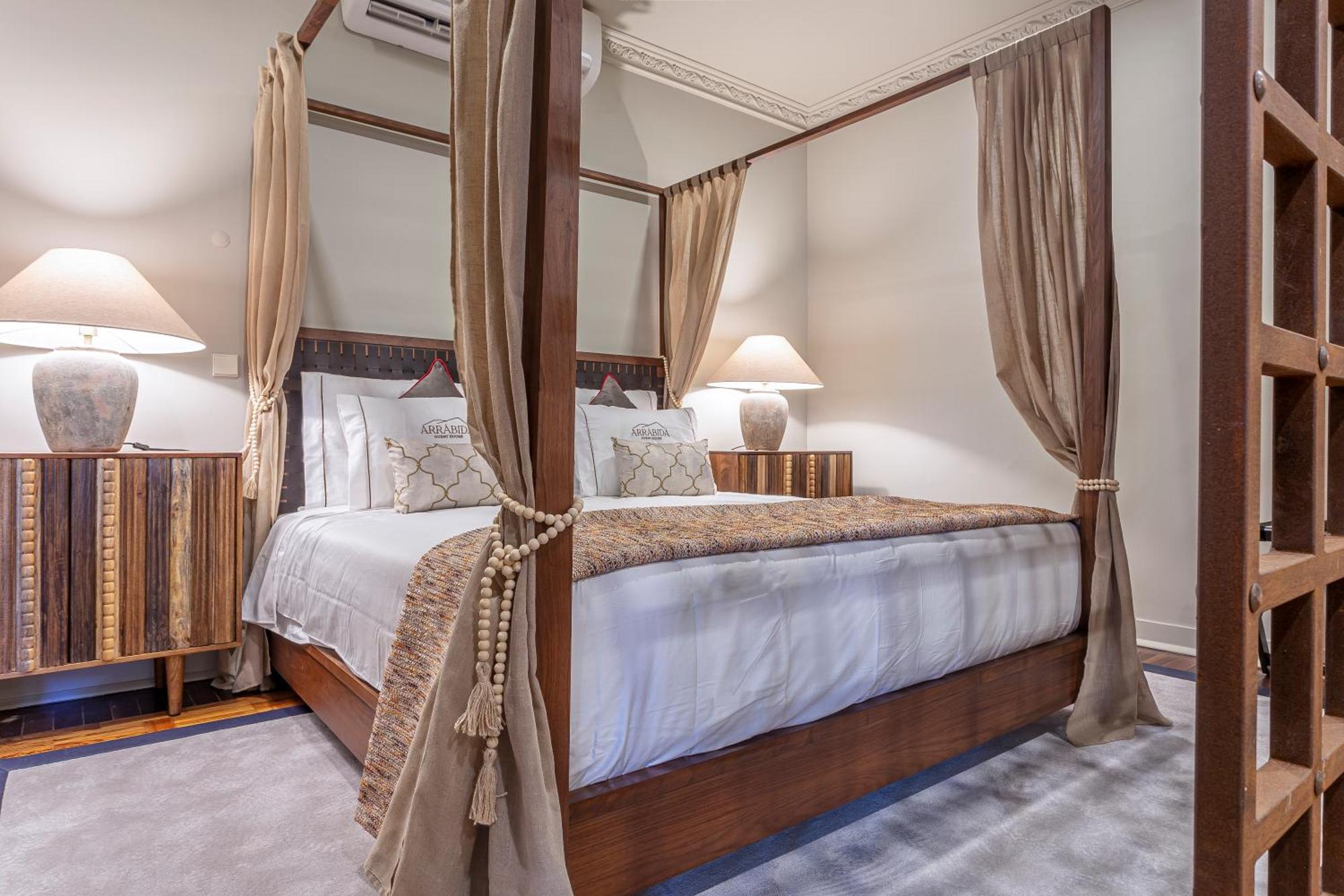 Bed & Breakfast Arrabida *