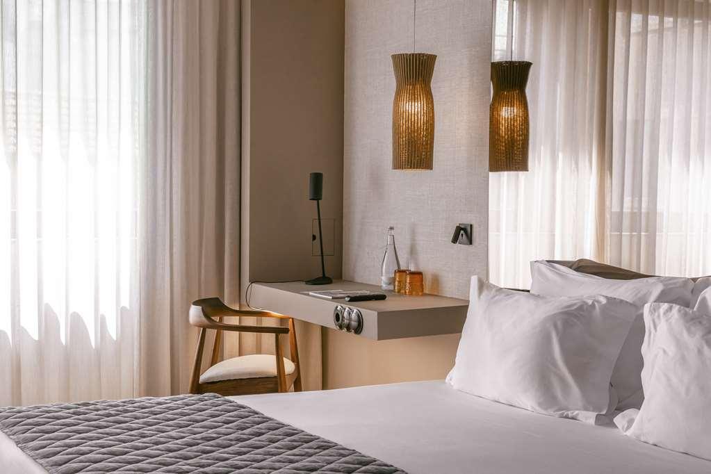 Portobay Teatro Hotel 4*