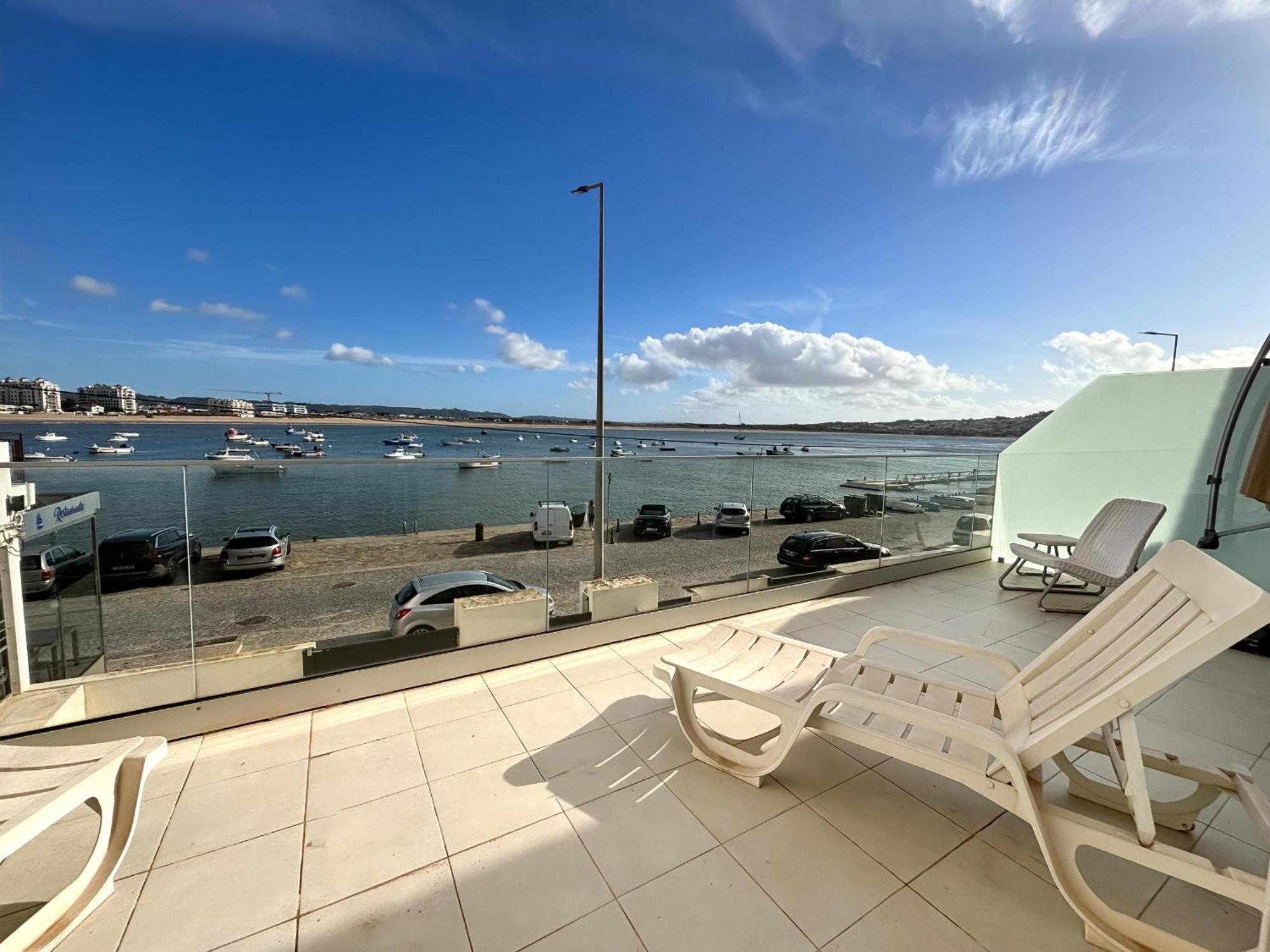 Apartment Cais - By Sch Sao Martinho do Porto
