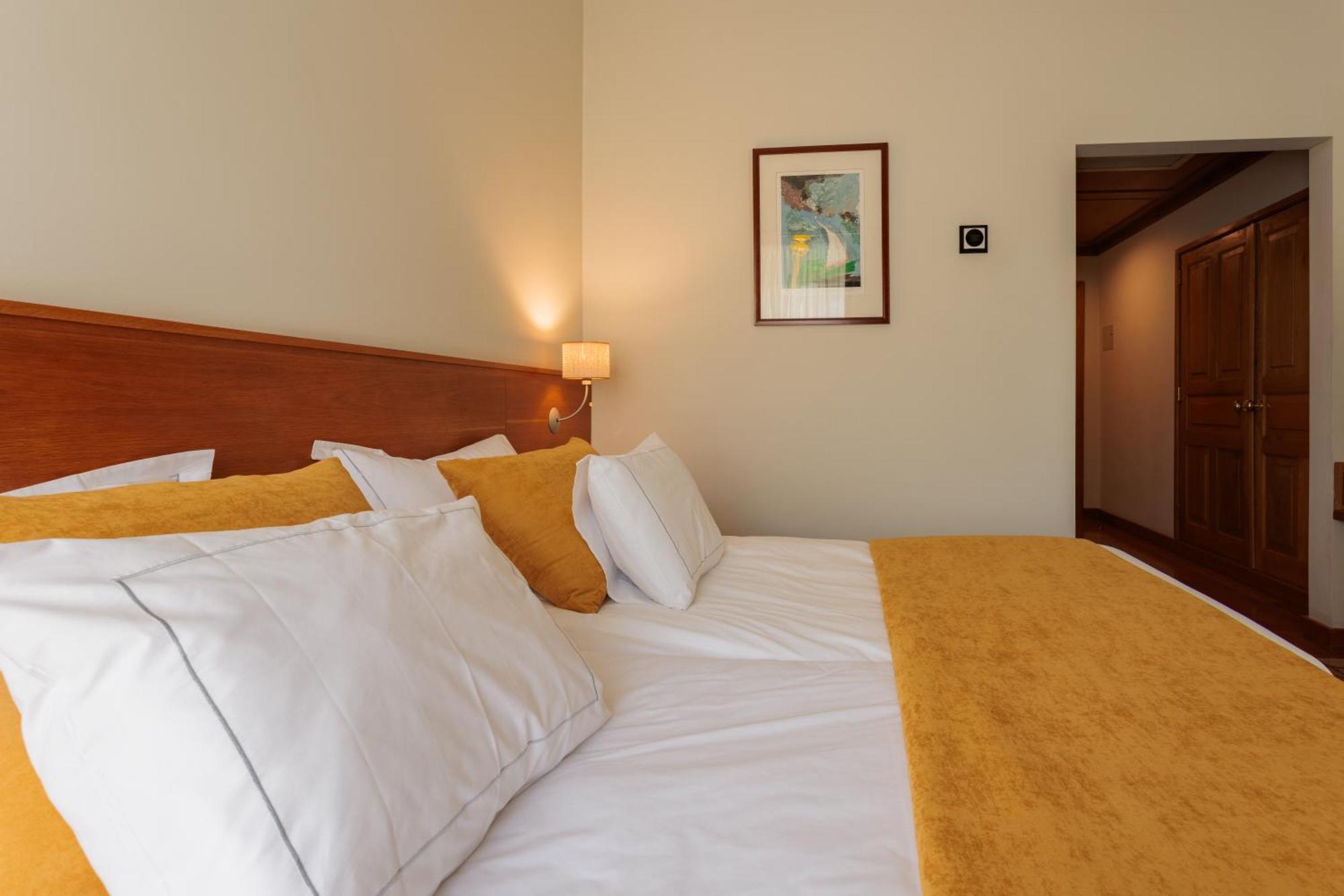 De - Fatima Hotel *