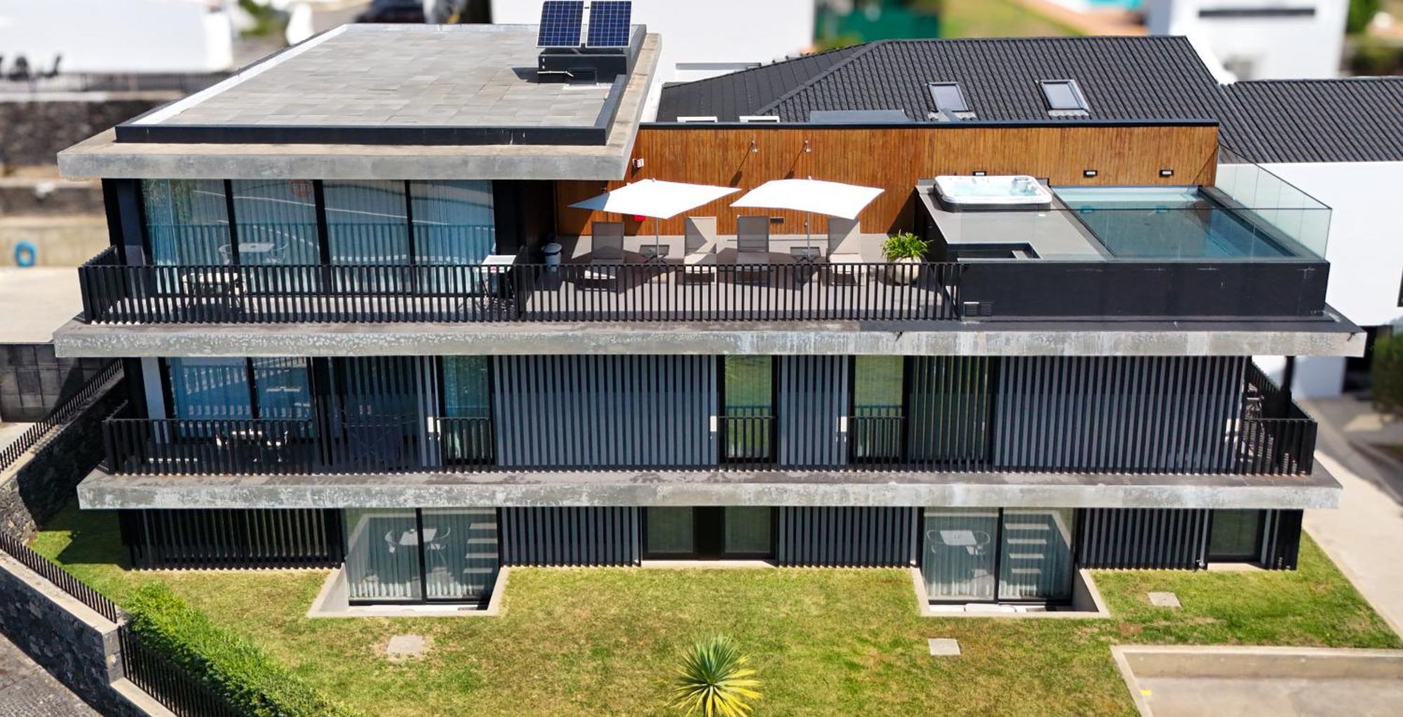 Aqua - Populo Eco Village 4*
