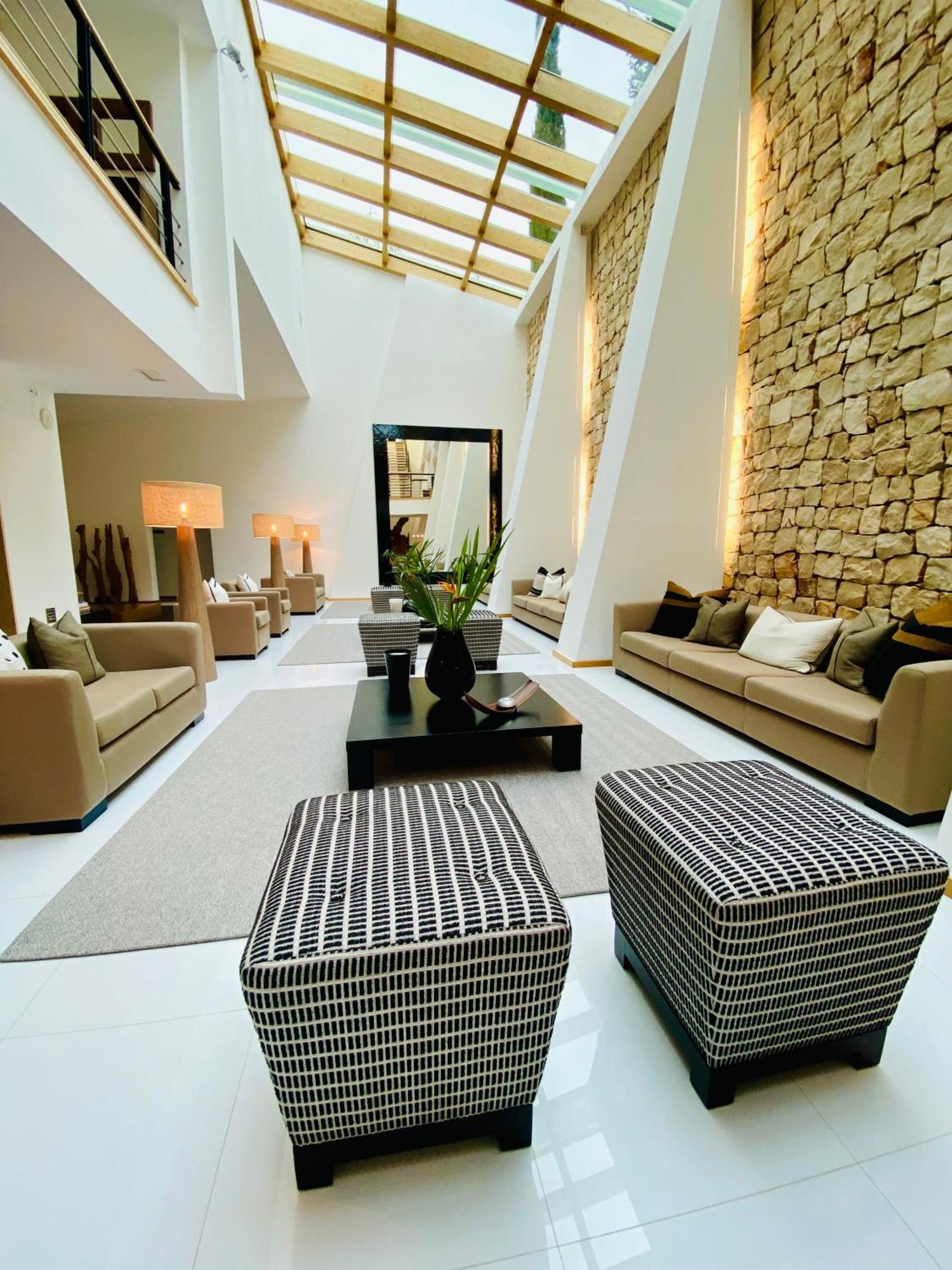 Valverde Design Country