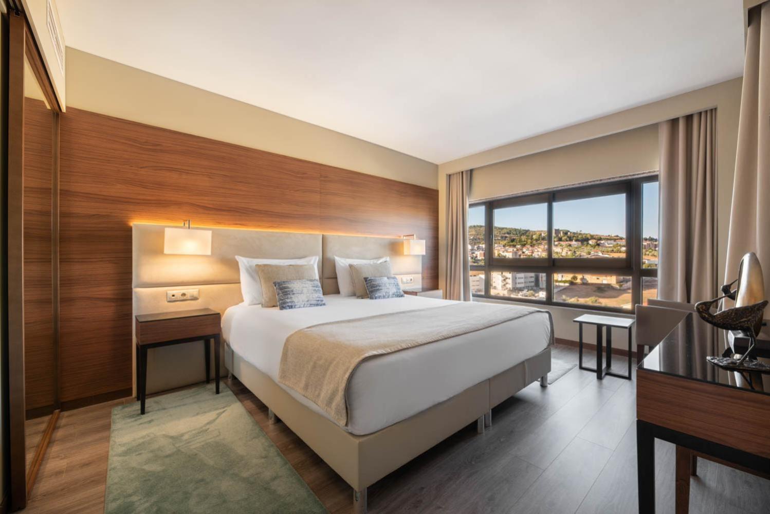 Exe Sao Lazaro Hotel 4*