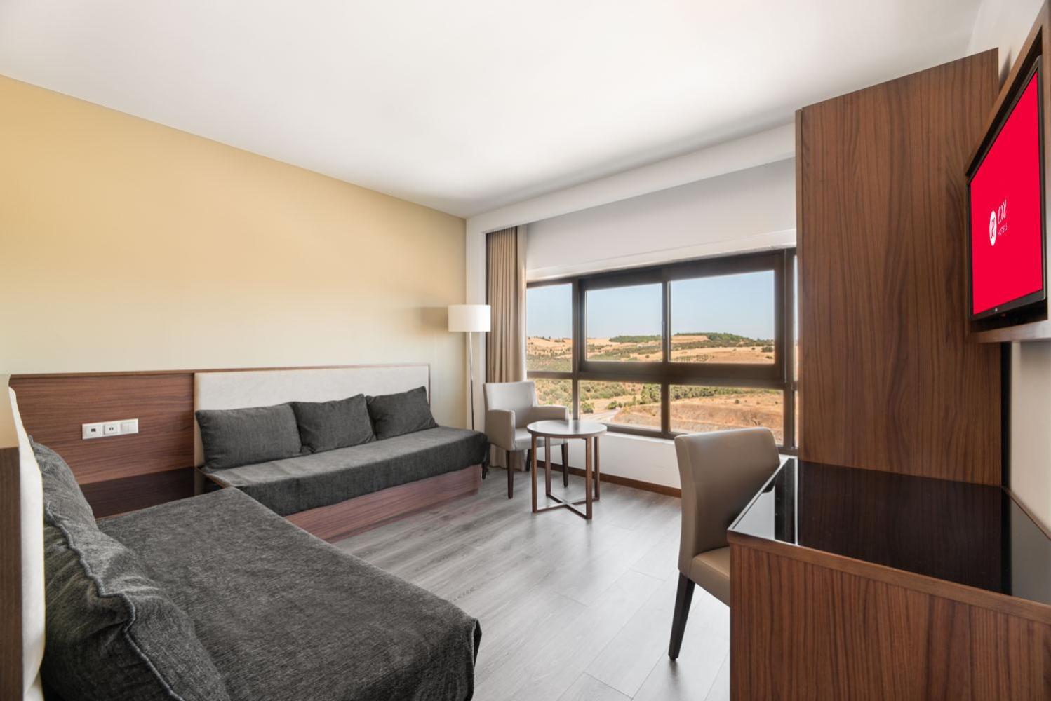 Exe Sao Lazaro Hotel Braganca