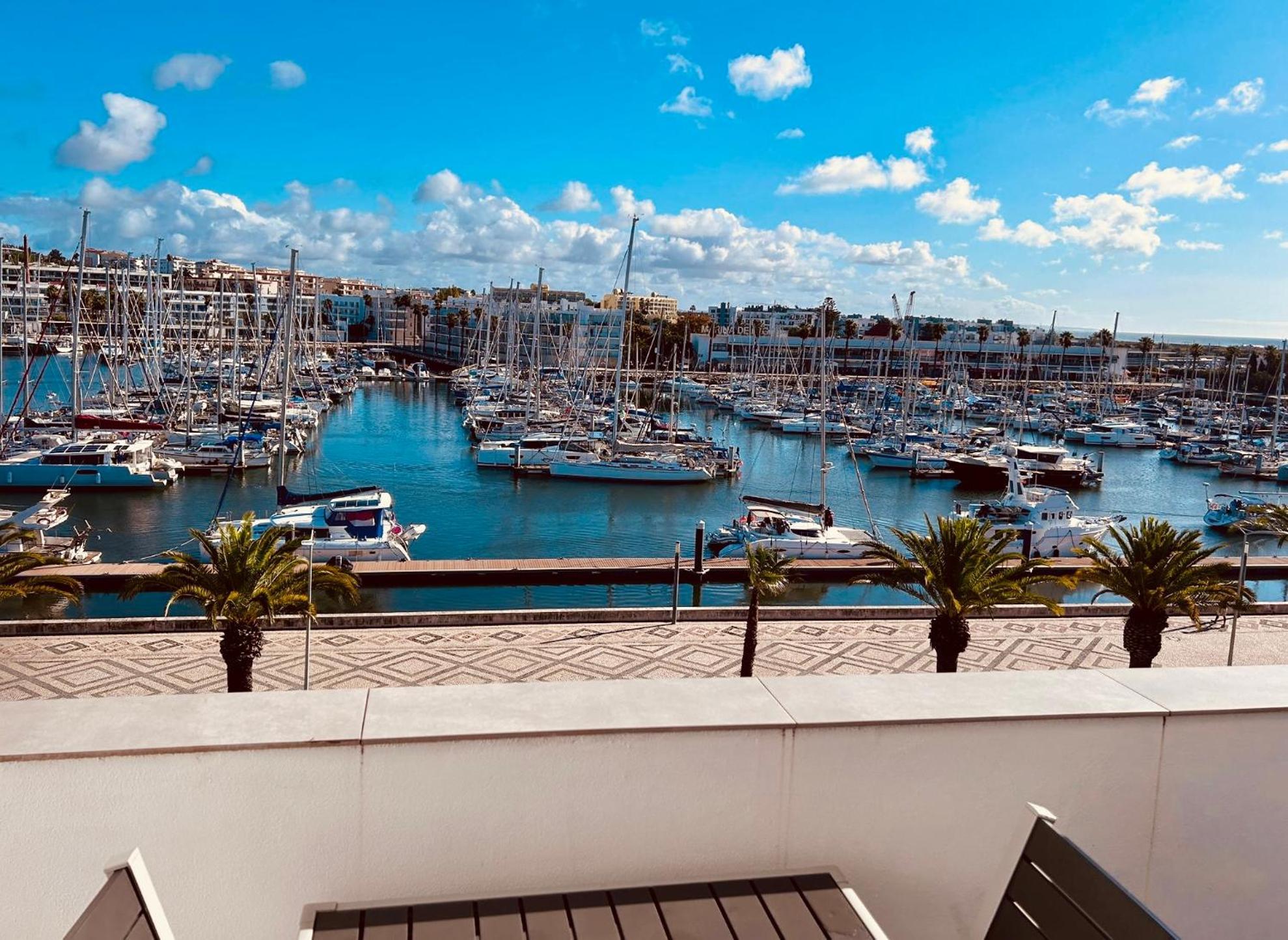 Apartment Marina View On Main Avenue