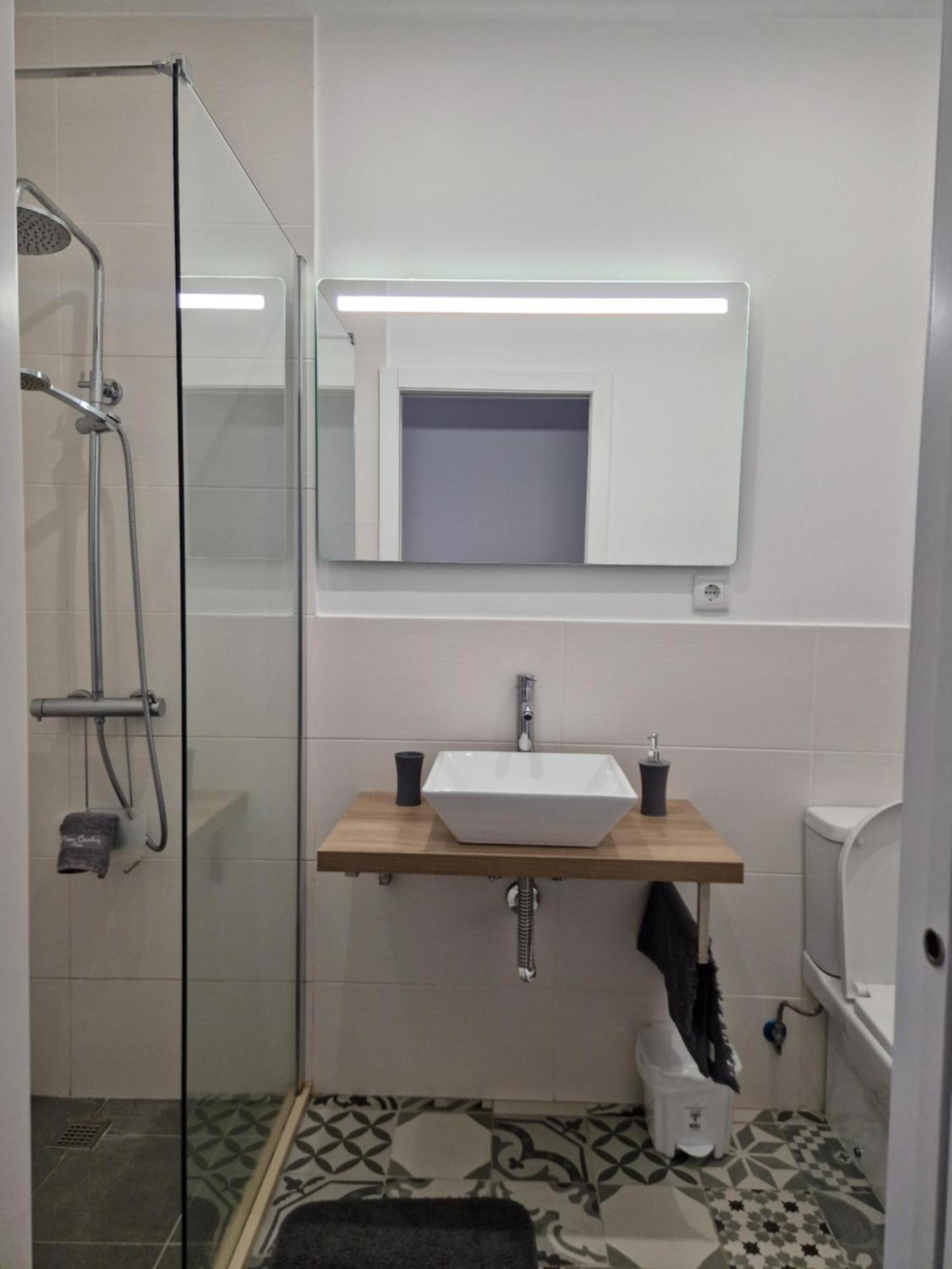 Delightful 2 Bedroom Vacation - C Apartamento