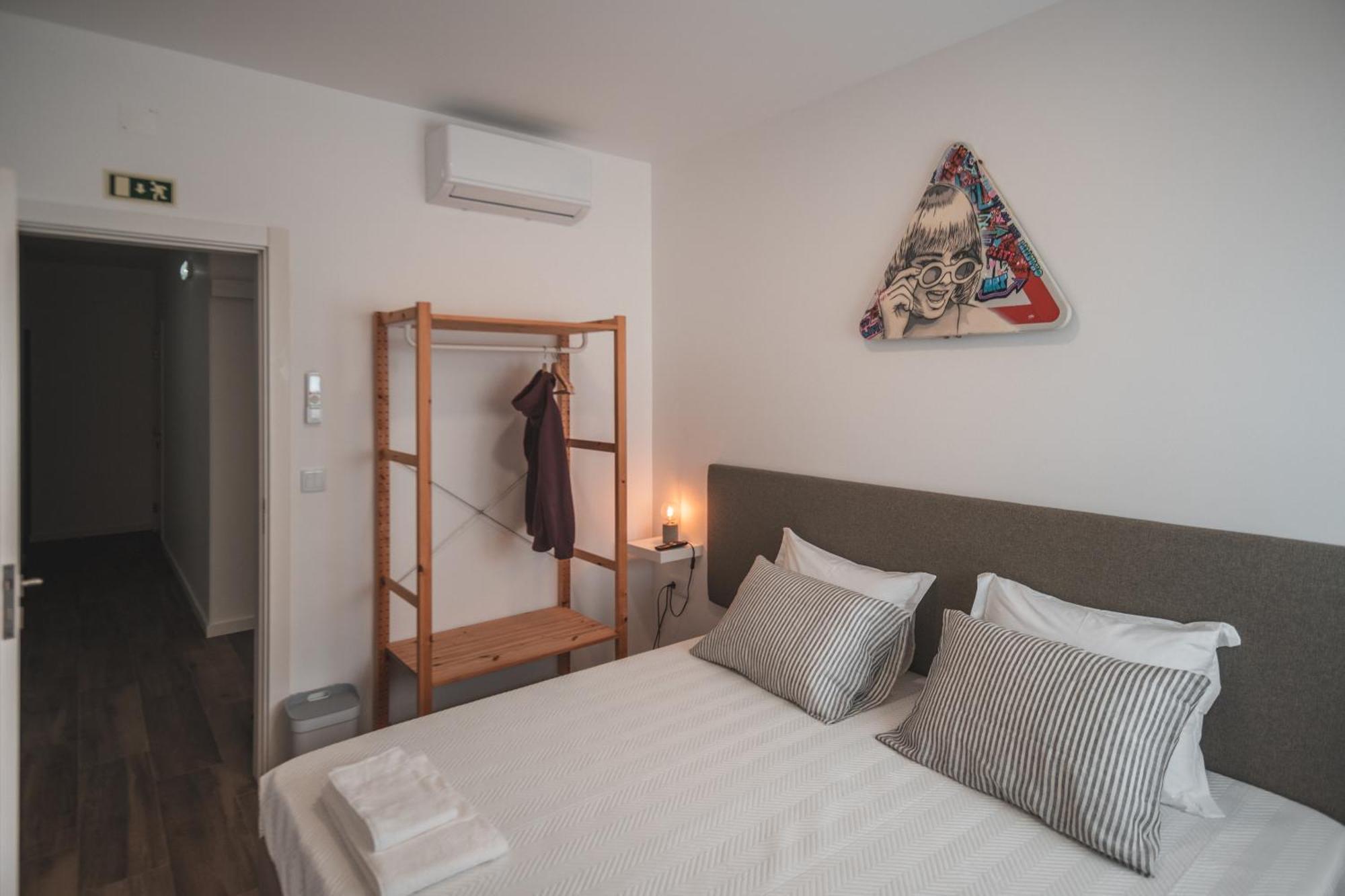 Hostel Paredes Surf House Pataias