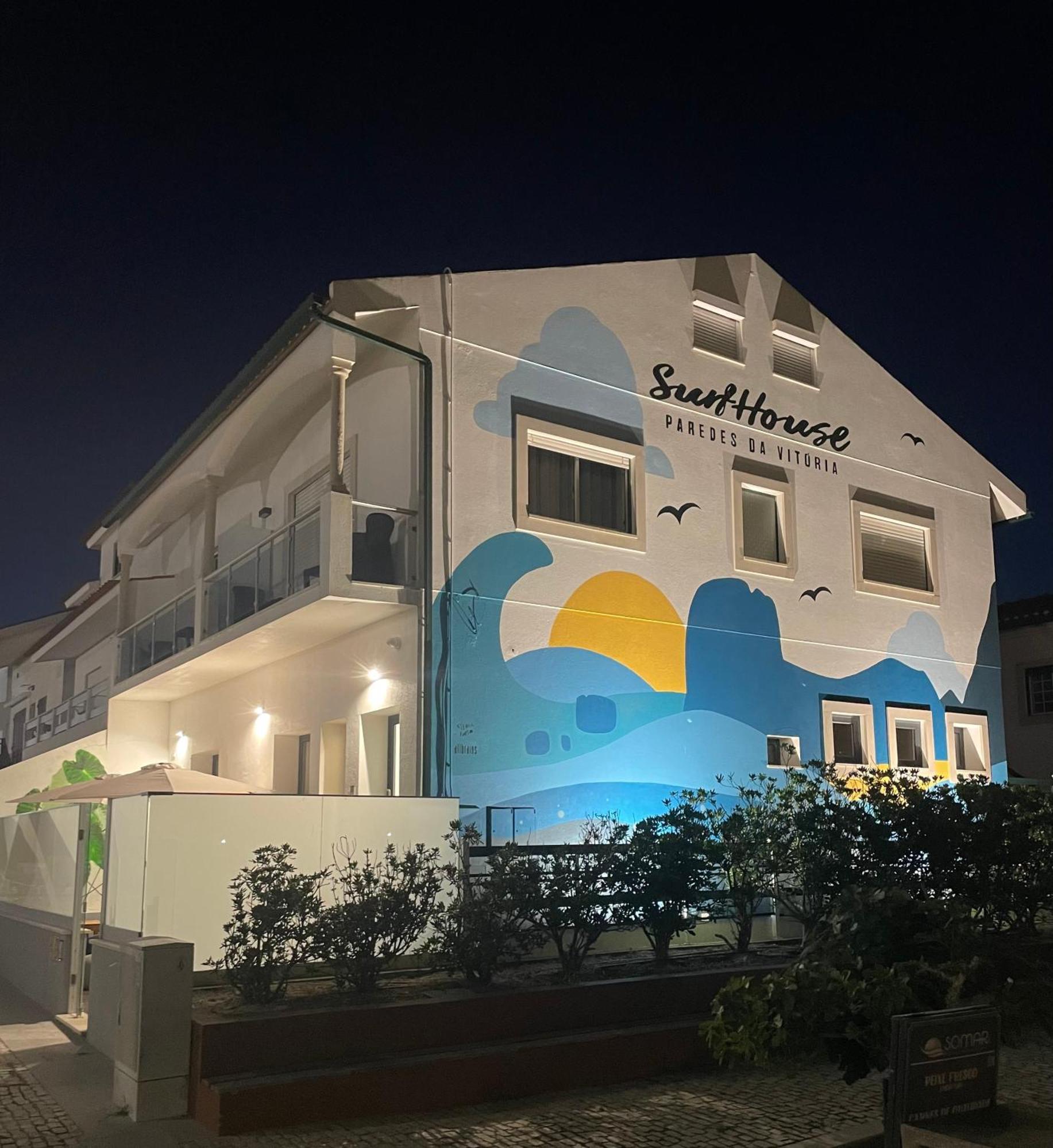 Paredes Surf House Hostel *