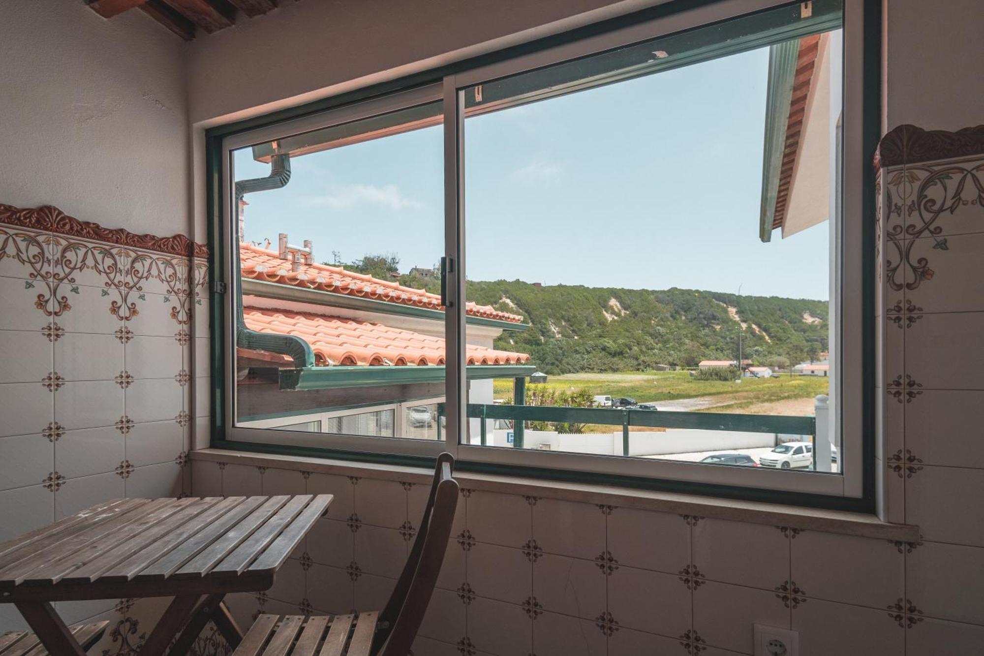 Paredes Surf House Pataias