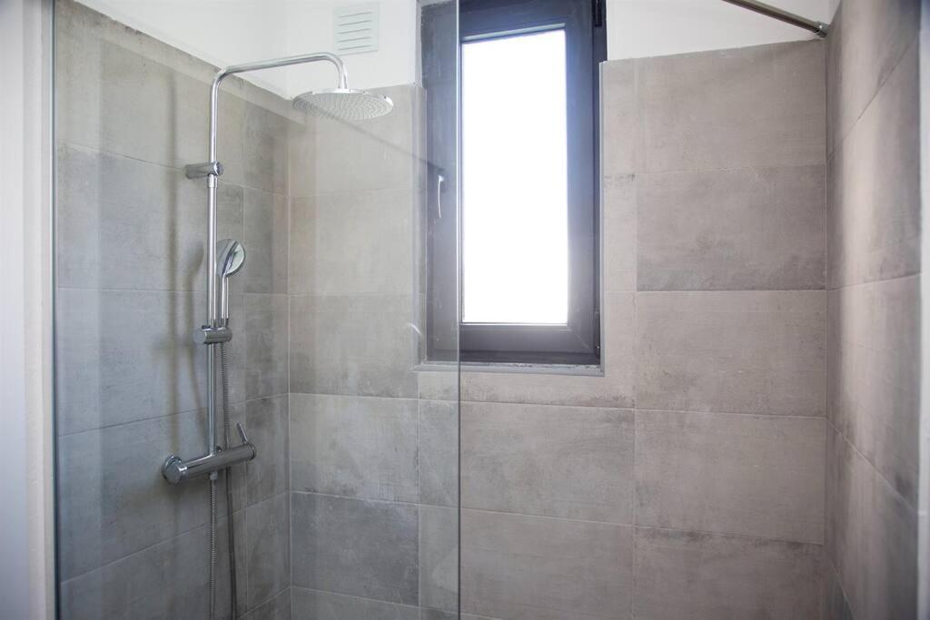 Presente Haven - Walk To Reserve & Town Holiday home *