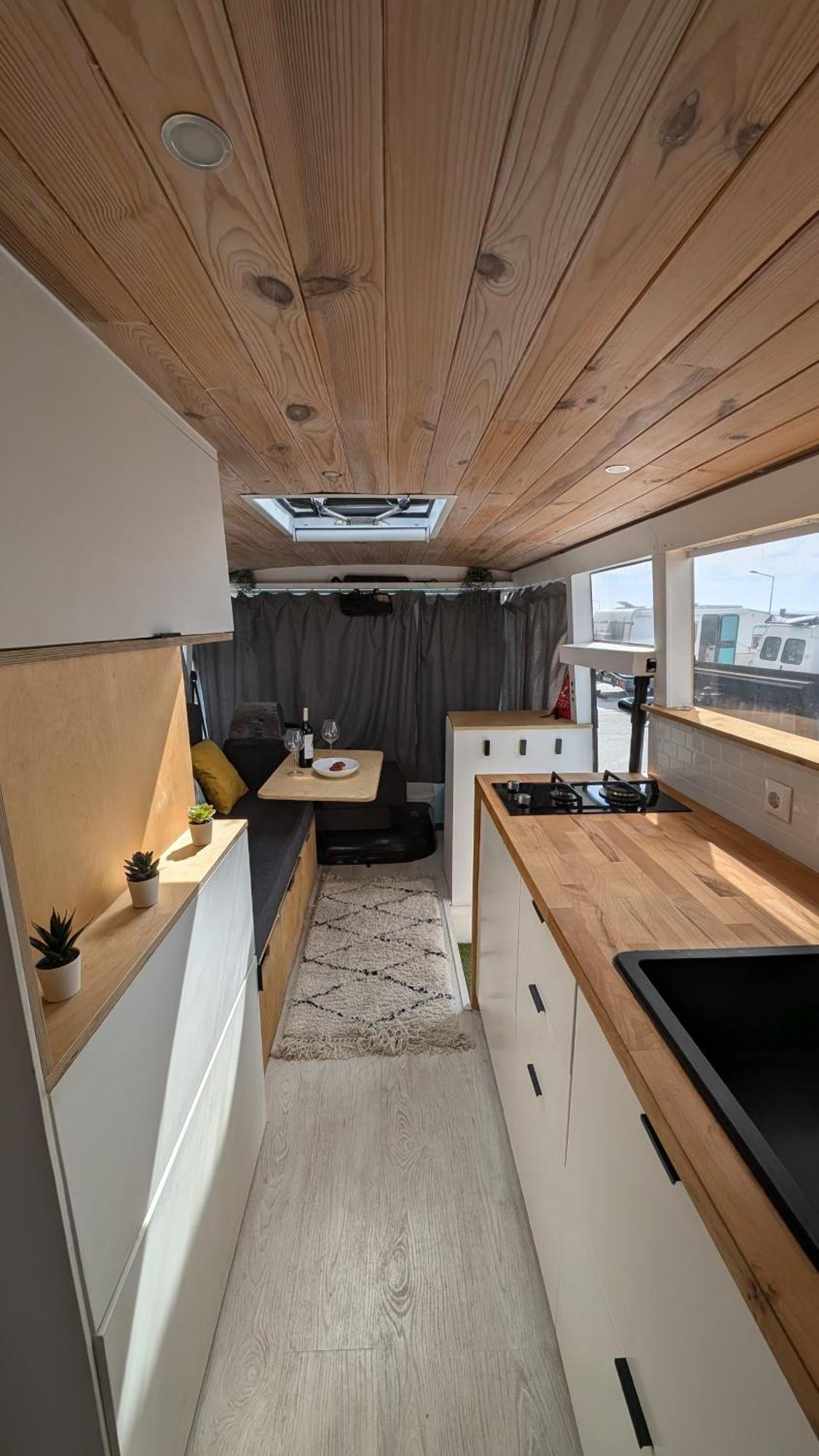 Unique Minibus Tiny