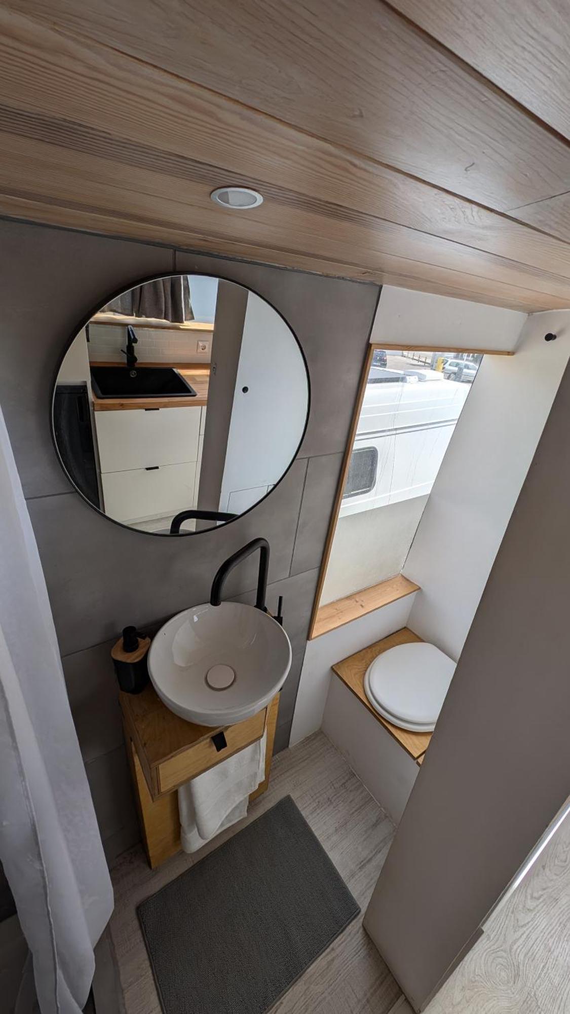 Luxury tent Unique Minibus Tiny *