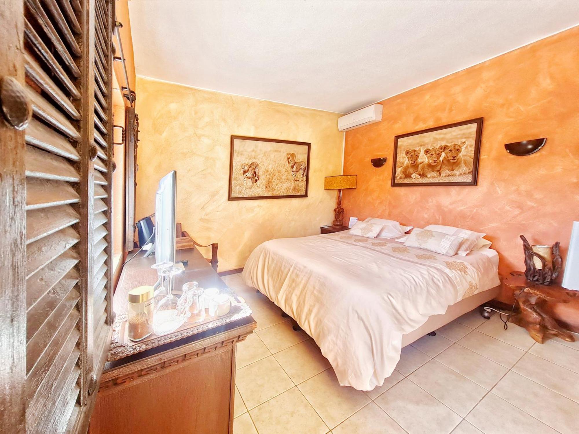 Villa Paraiso - Naturism Optional Adults Only 4*