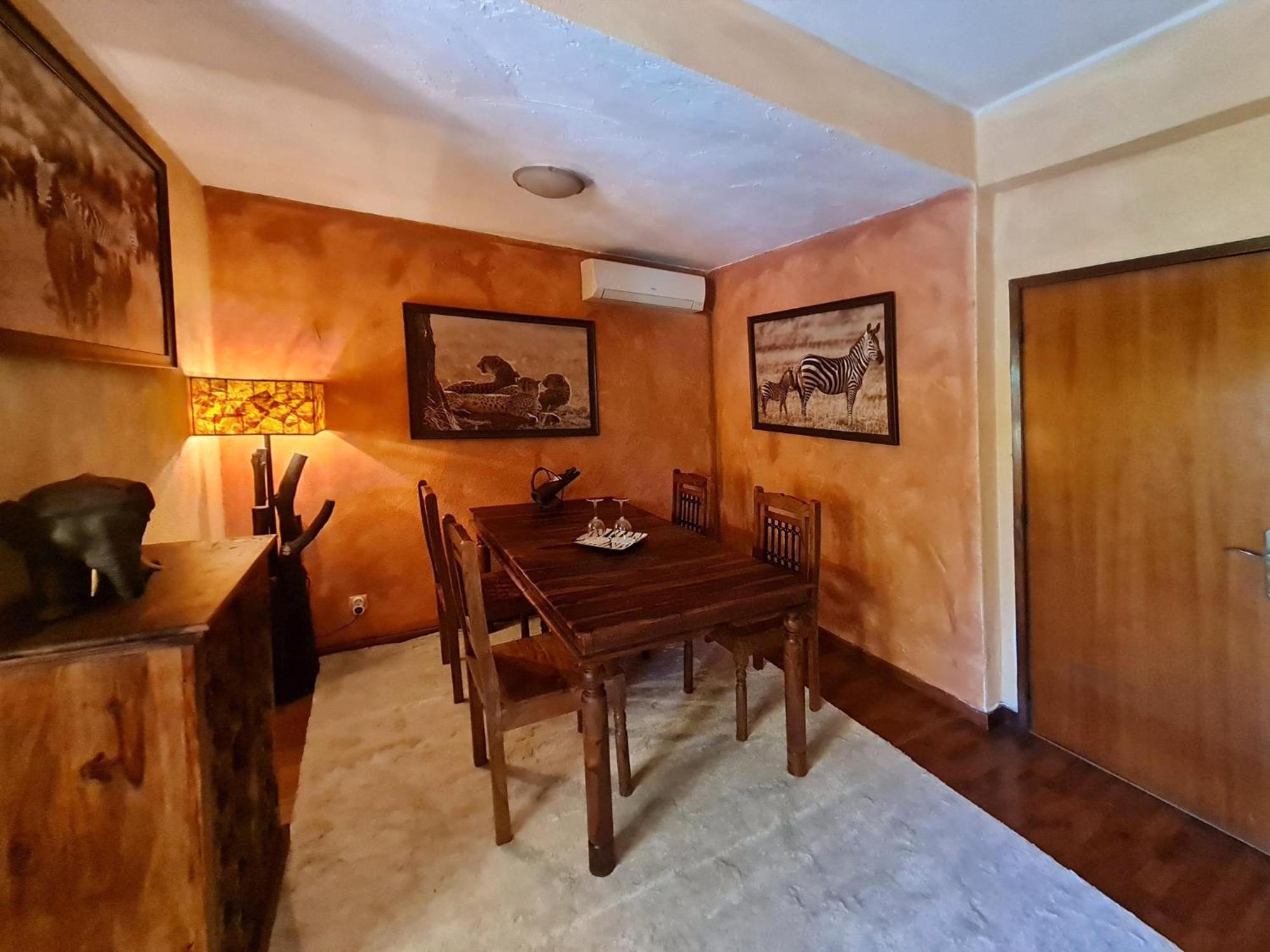 Bed & Breakfast Villa Paraiso - Naturism Optional Adults Only
