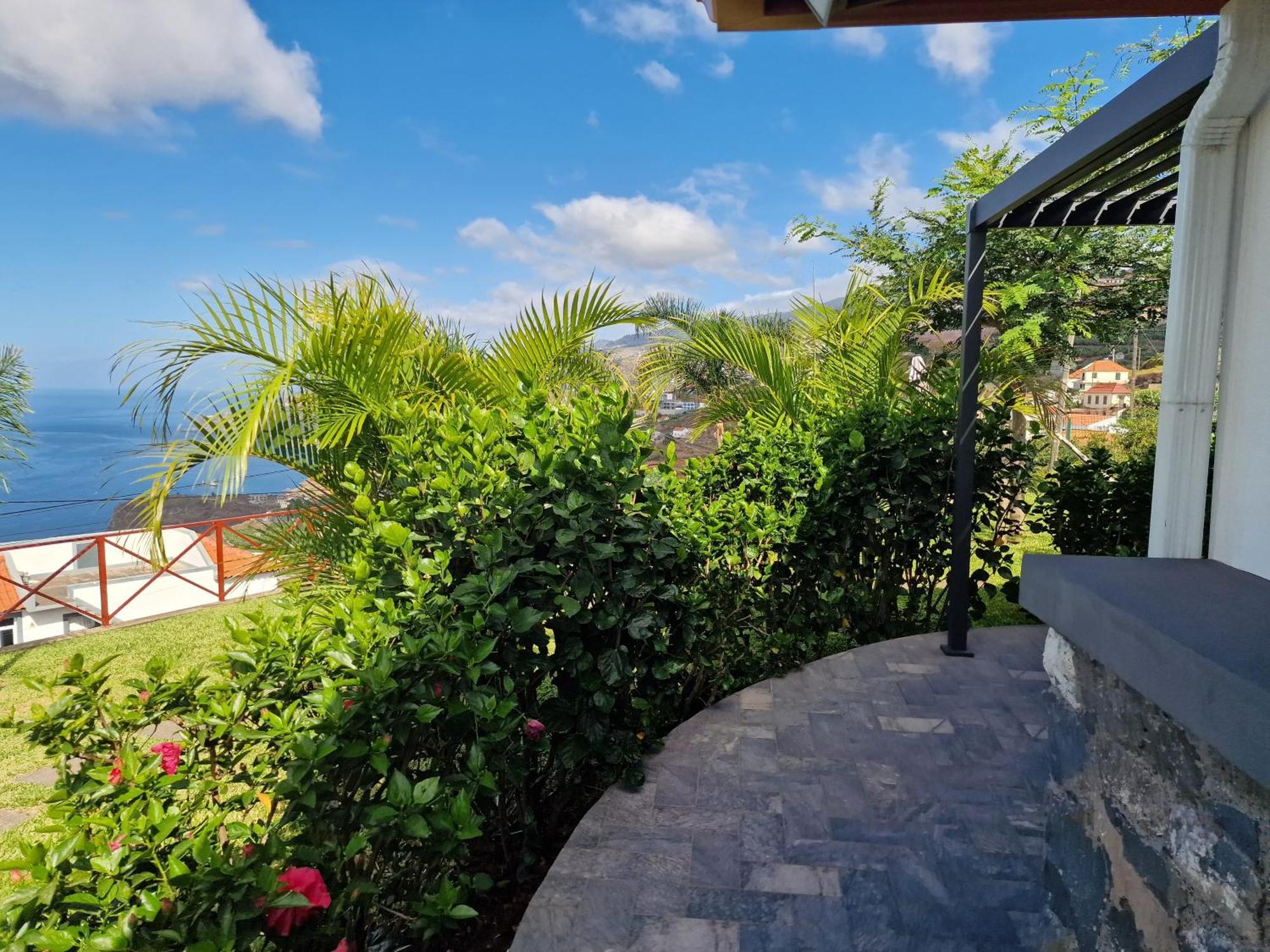 Casa Dinastia Sotao Y Casa Dinastia Miramar Homestay Ribeira Brava