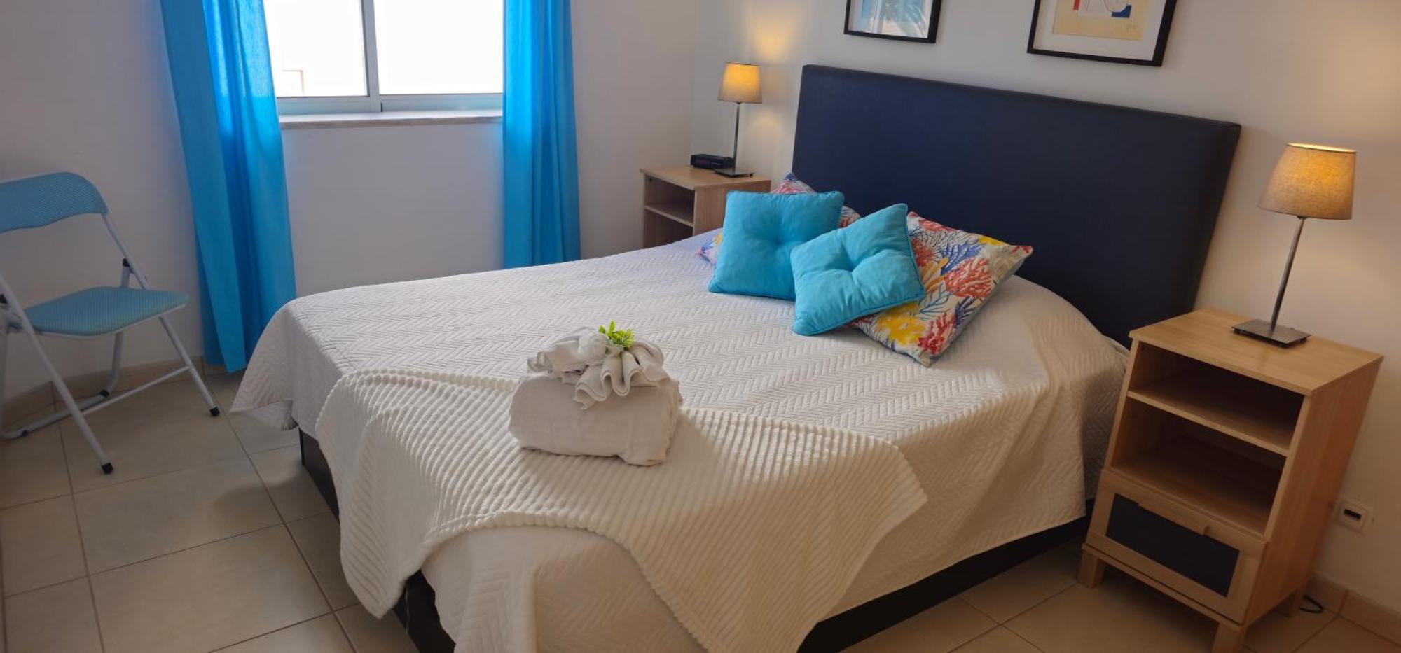 1c Mar Sol - Casas & Papeis Armacao de Pera