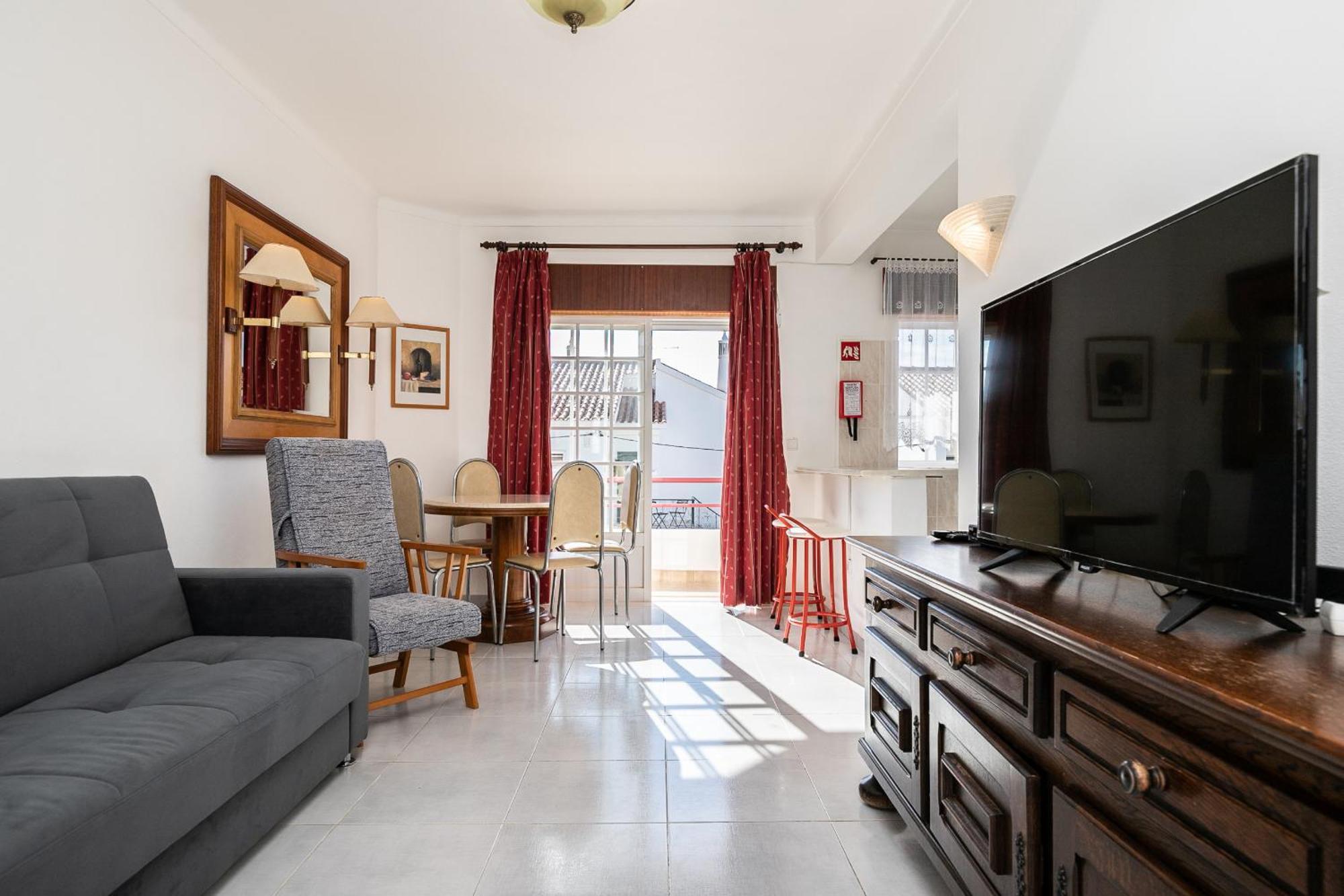 Apartment 1 Bedroom By Algarvemanta